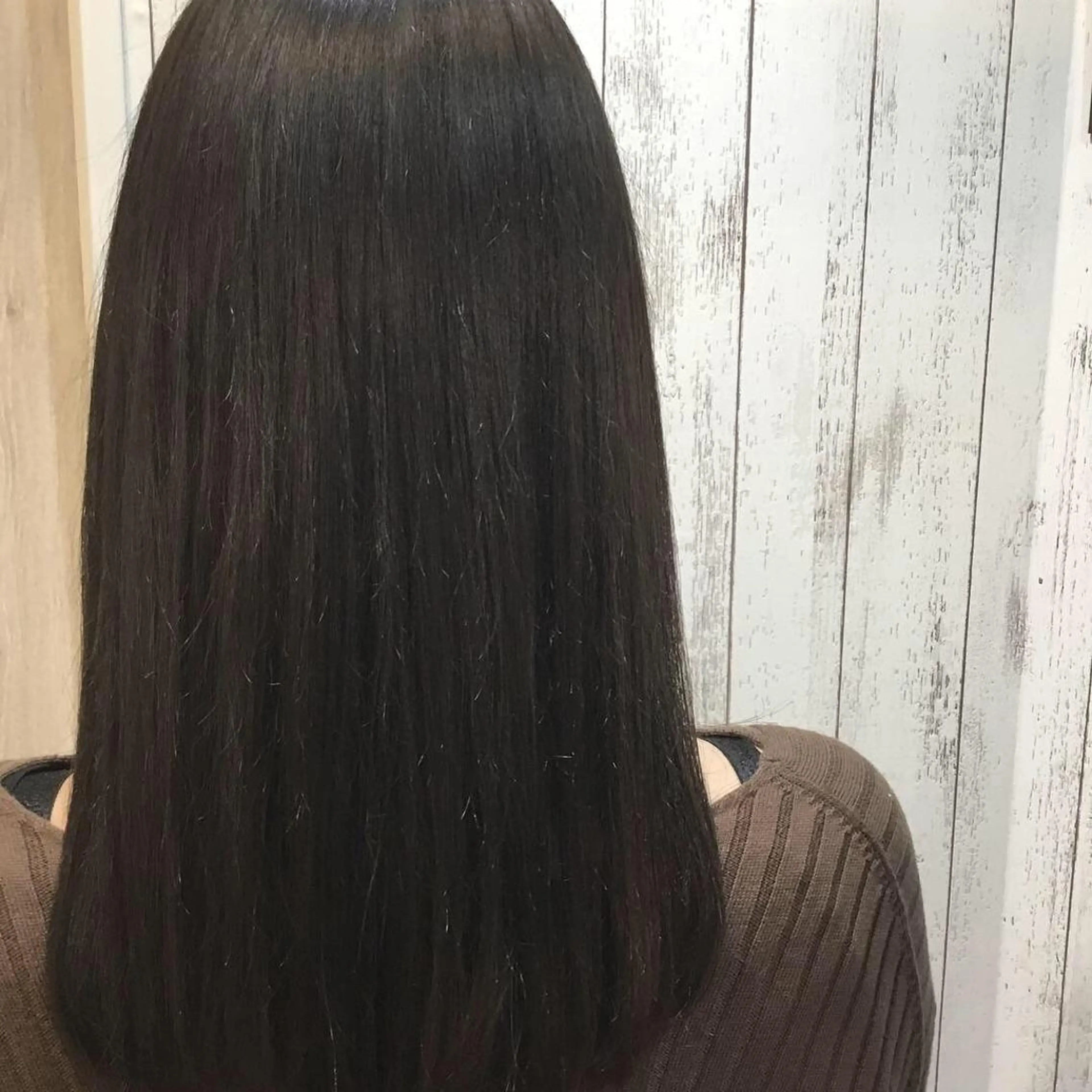 セミロング カラー 金崎 新吾のヘアスタイル
