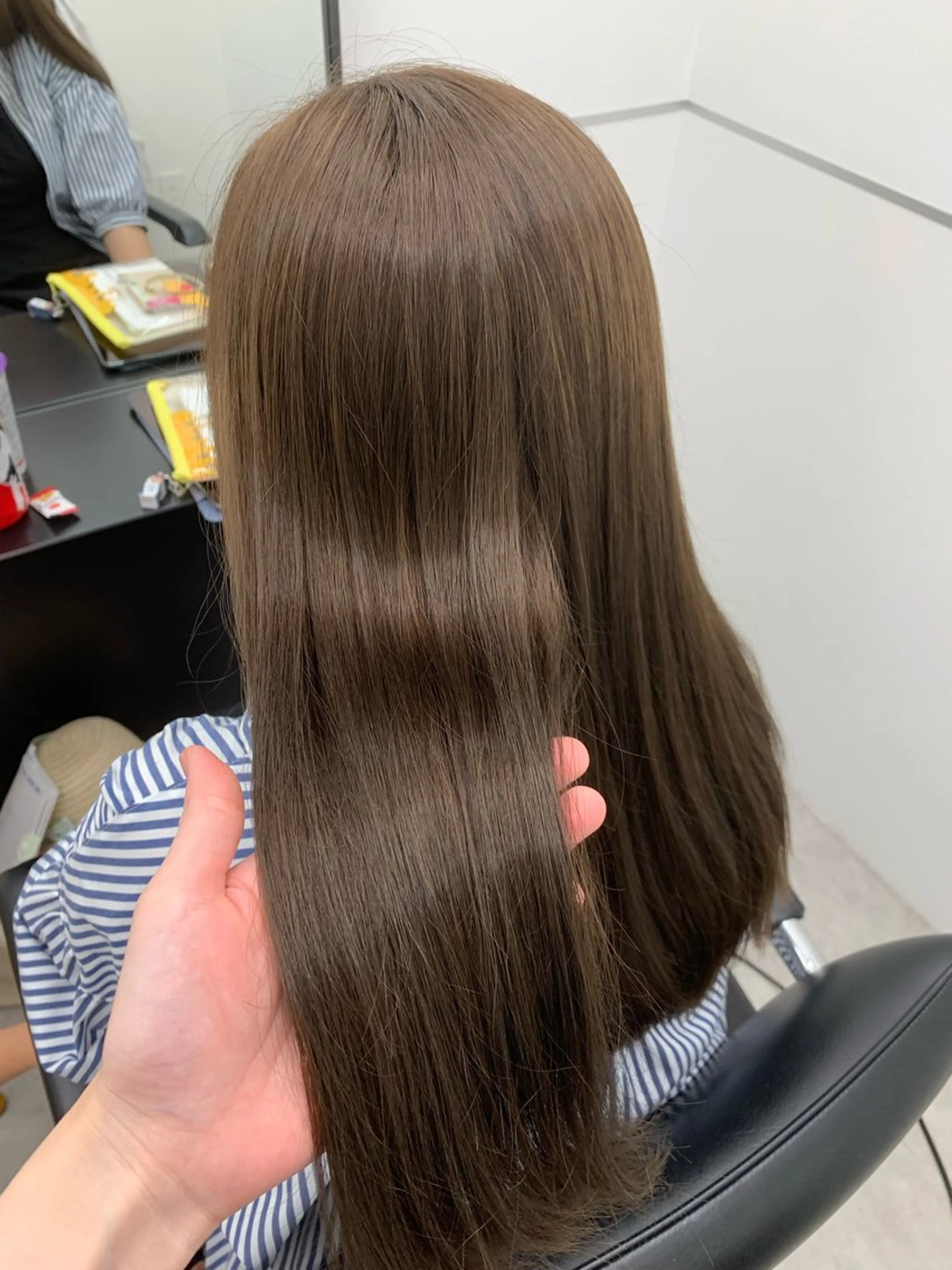 セミロング カラー アッシュ ベージュカラー カット ヘアカラー ヘッドスパ 本格ヘッドスパ🌿 ×ヘア　佐藤のヘアスタイル