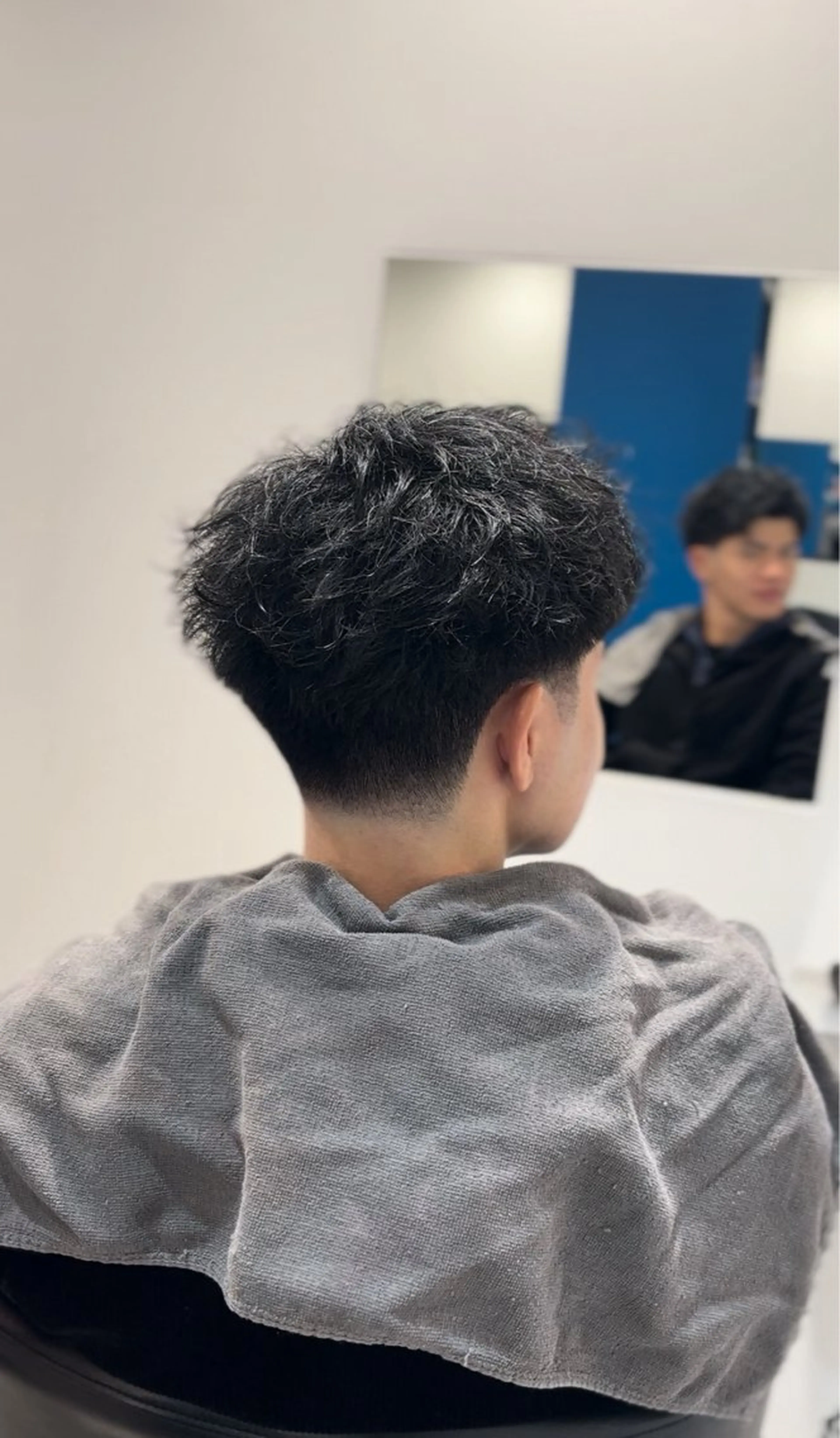 ショート メンズ フェードカット スパイキーショート ショートヘア 文字 遼哉のヘアスタイル