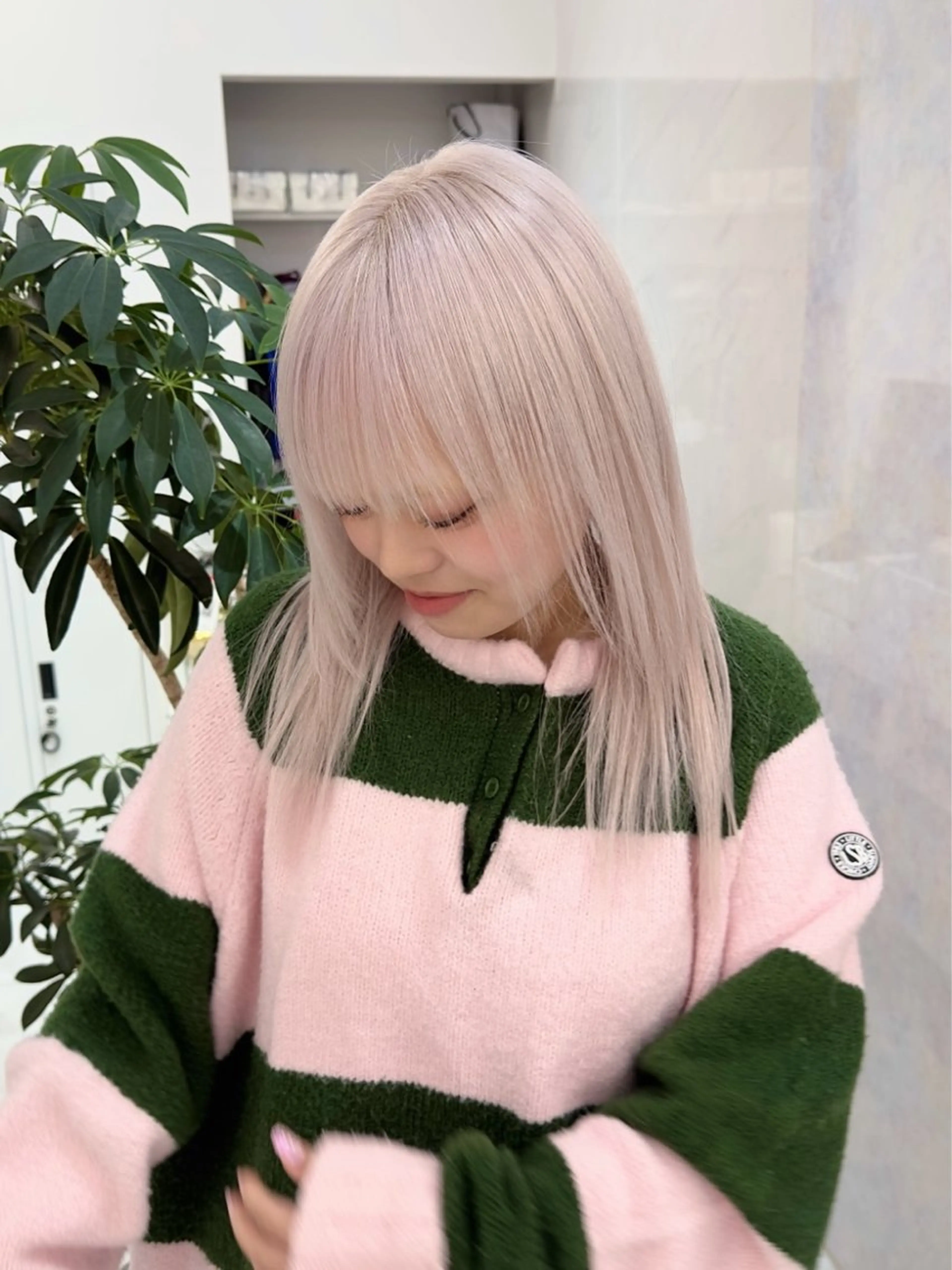 ミディアム カット ヘアカラー トリートメント 💛ムラ修正ブリーチ 💛YUUのヘアスタイル