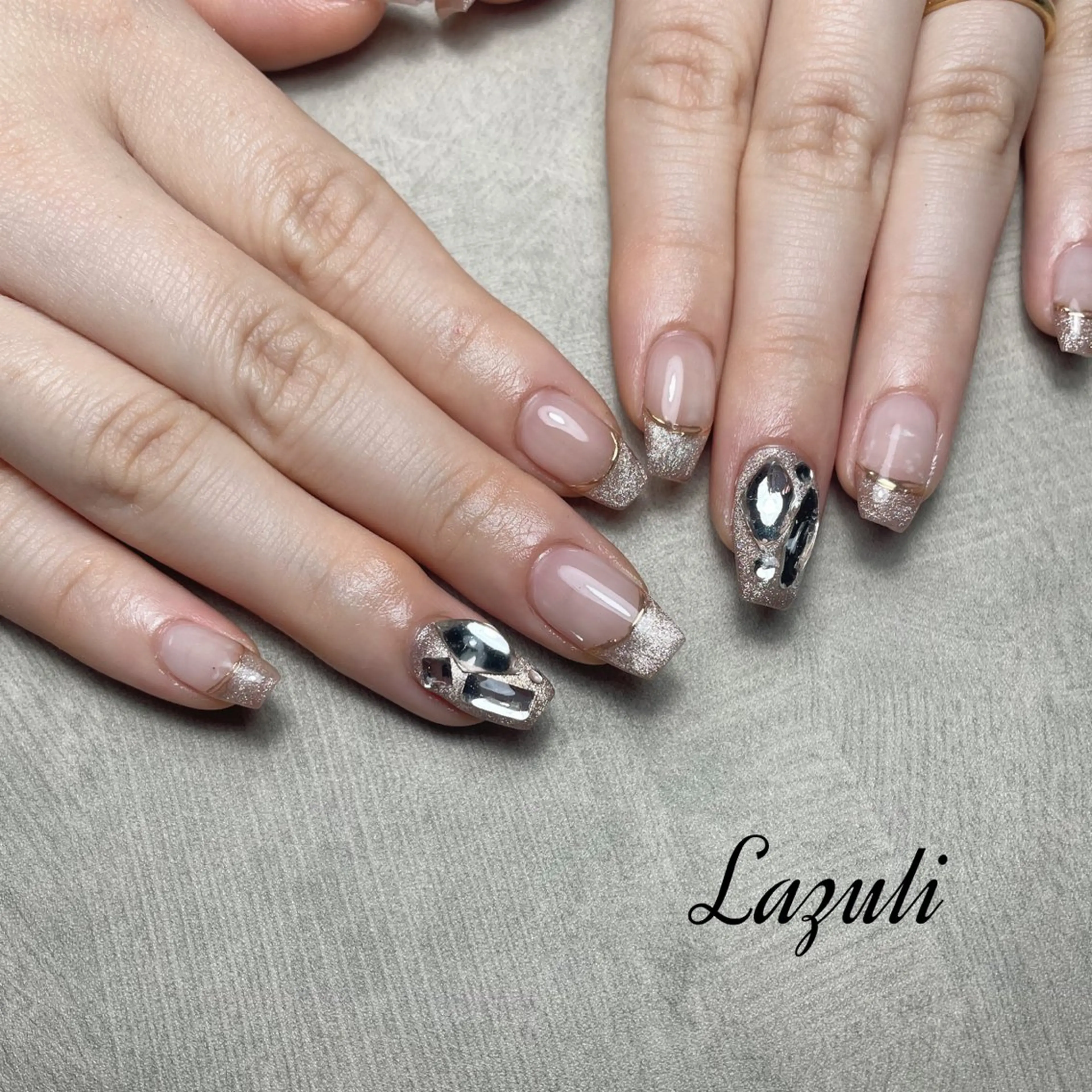 ネイル マグネットネイル ハンドネイル Lazuli 💎のネイルデザイン