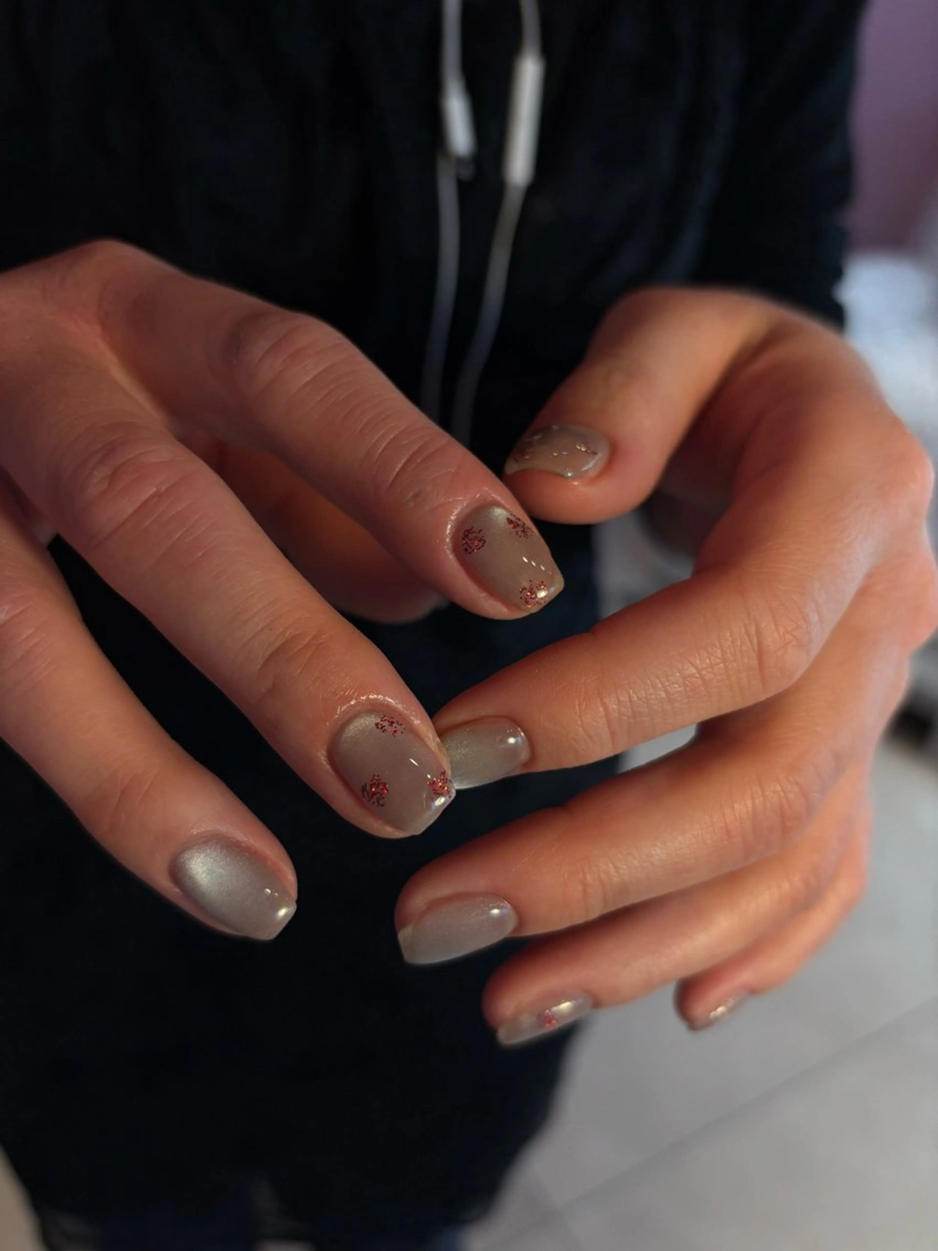 ネイル マグネットネイル ニコネイル三軒茶屋店所属・yui nailのネイルデザイン