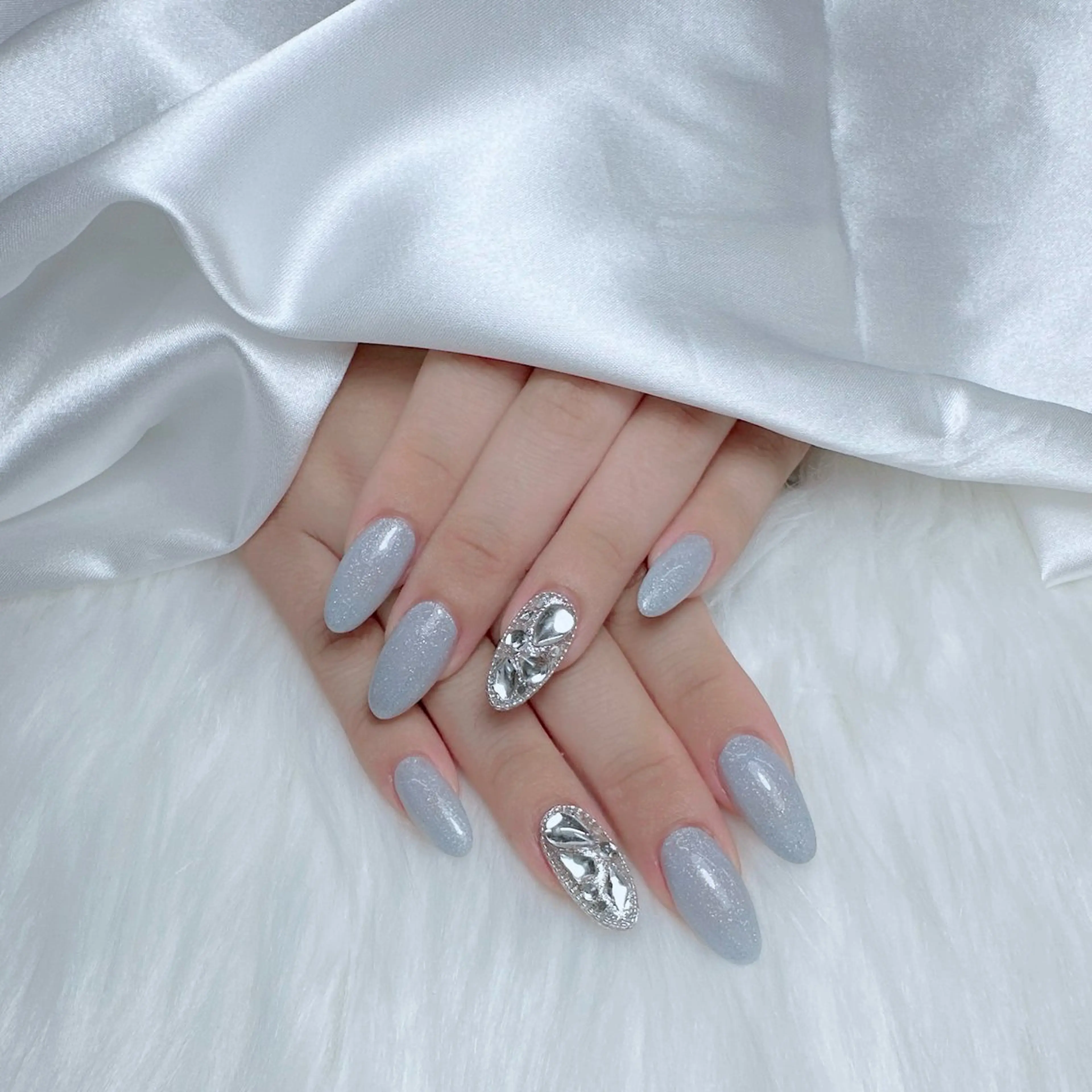 ネイル アートネイル ジェルネイル グラデーション キラキラネイル ラメ(グリッター) ハンドネイル Viola. 優花のネイルデザイン