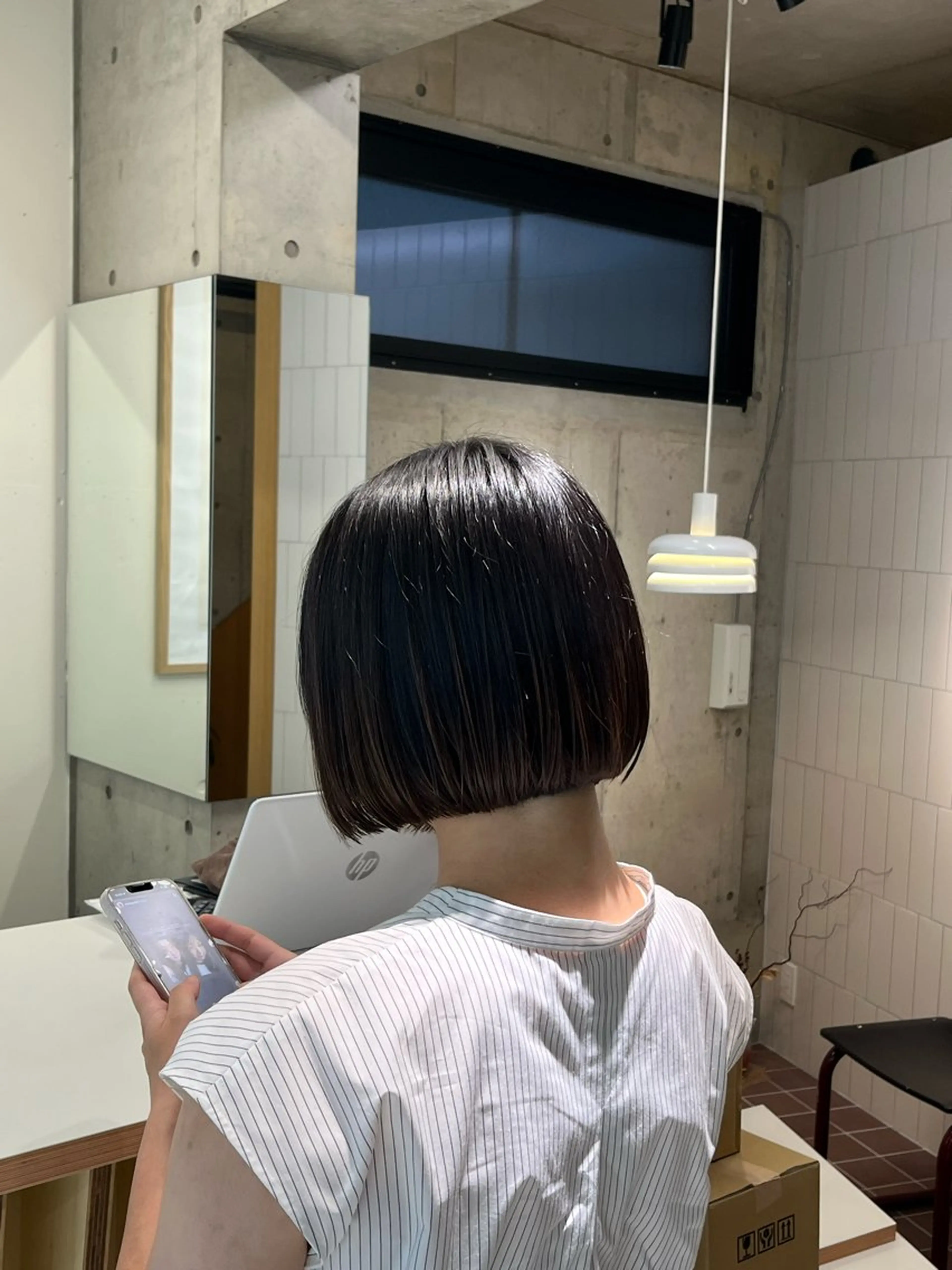 ショート カラー 切りっぱなしボブ ショートボブ ボブ 姫カット ショートヘア カット ヘアカラー トリートメント nagi所属・横田直也／韓国風 レイヤーカット／千種のヘアスタイル