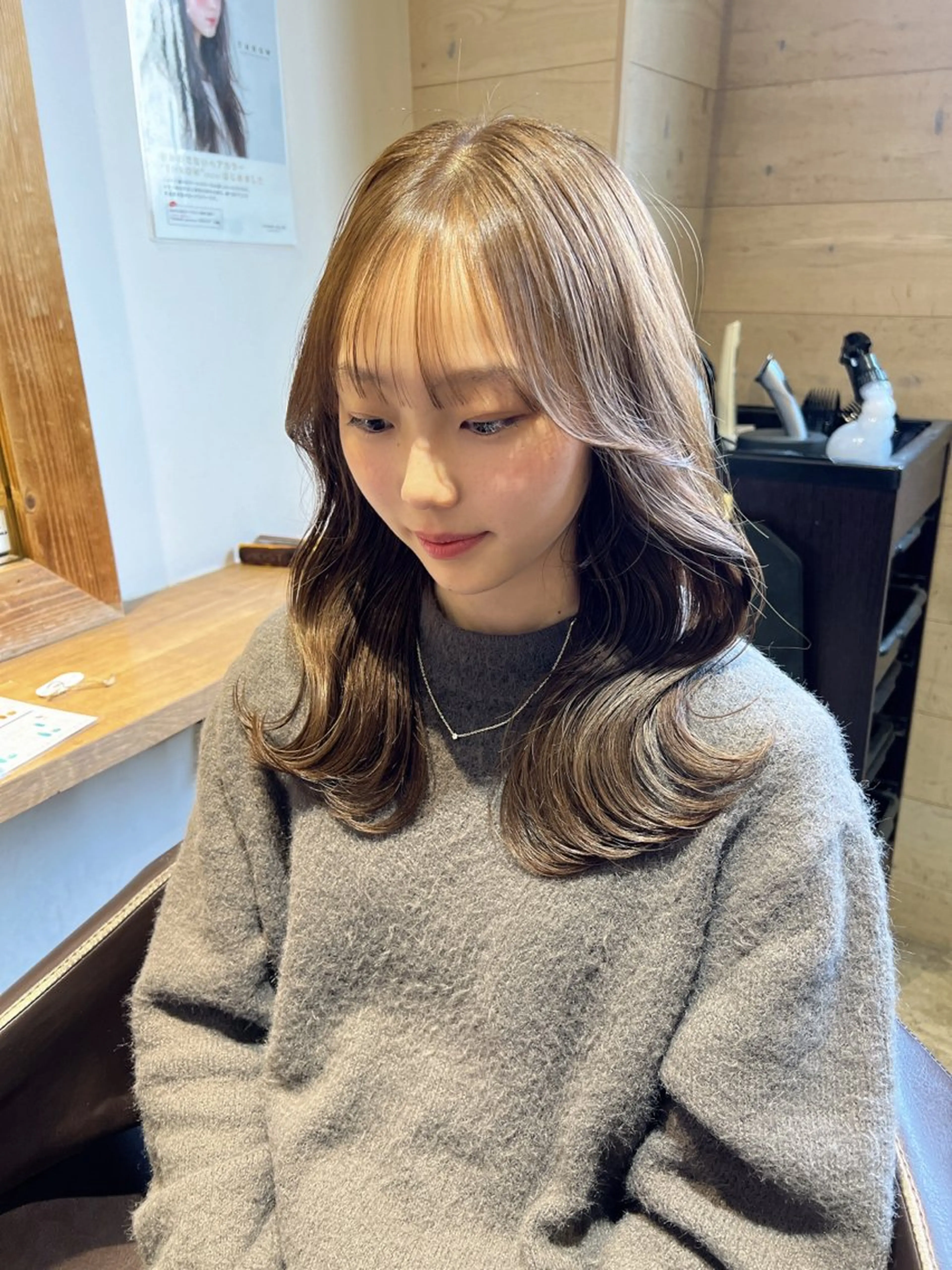 ミディアム カラー カット ヘアカラー トリートメント レイヤーの神様 店長安藤光司🇰🇷のヘアスタイル