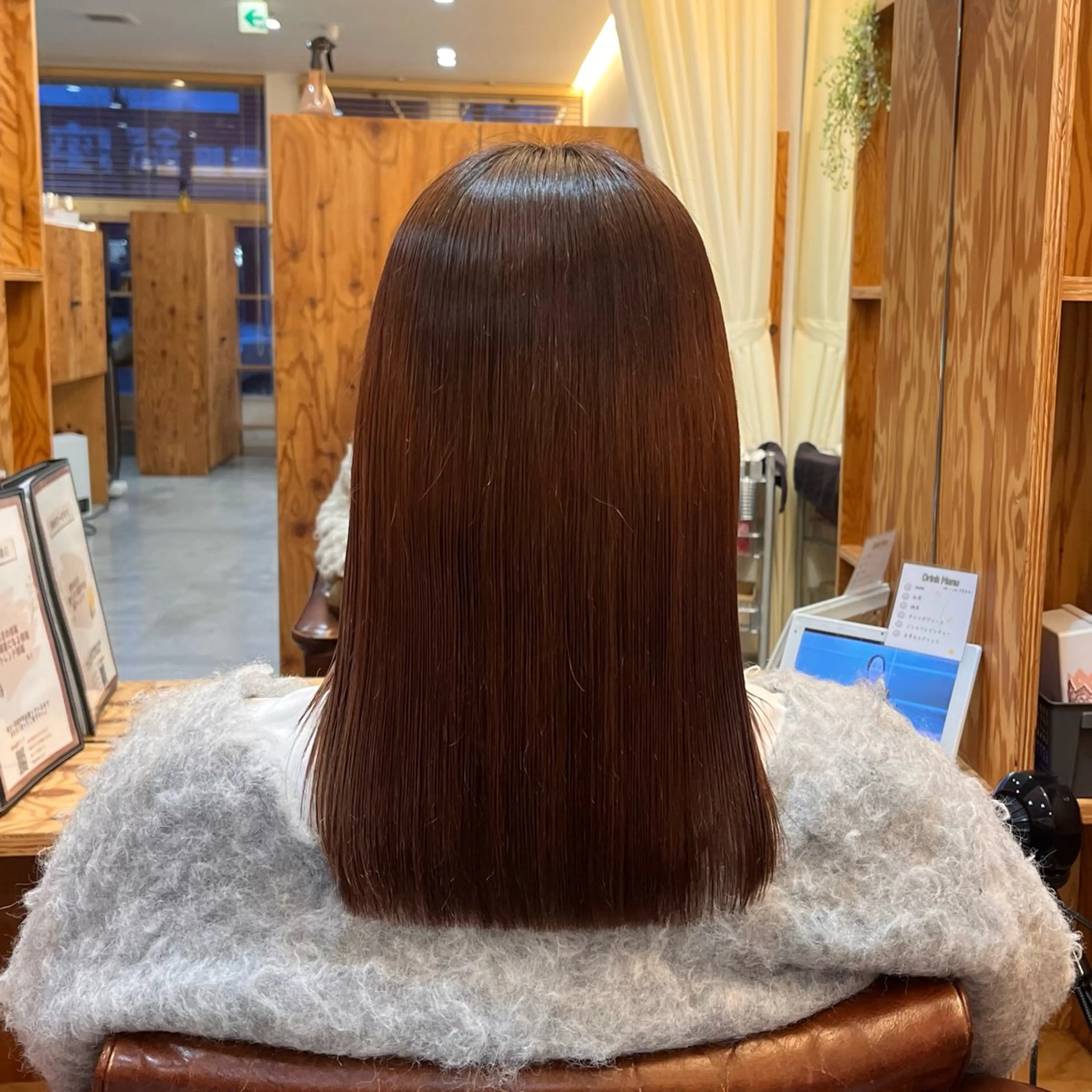 レディースミディアム（段なし、シャンプー＆ブロー込）の写真