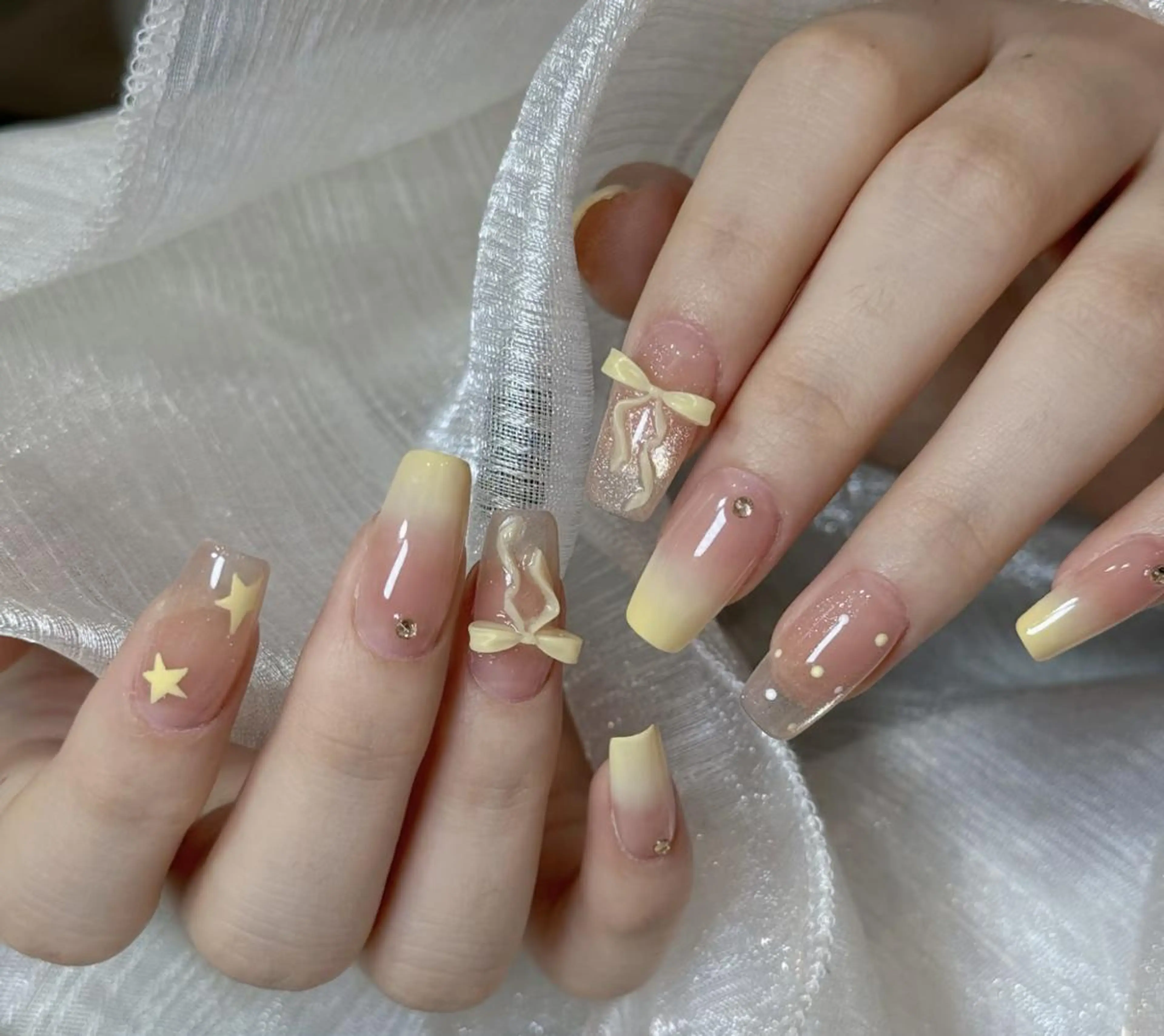 ネイル ハンドネイル 🍑 momo_nailのネイルデザイン