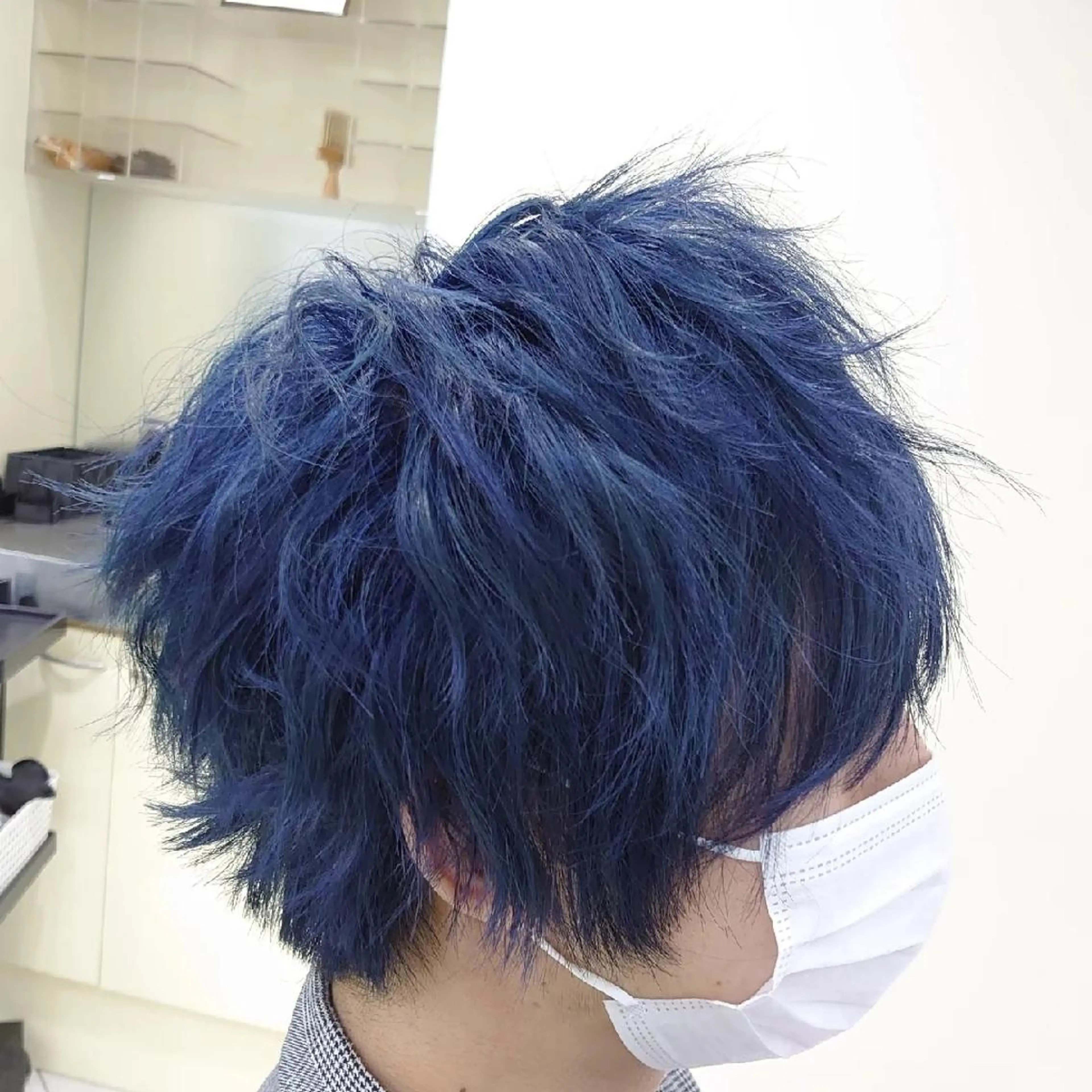 ミディアム カラー メンズ マッシュ レイヤーカット 大卒美容師  一ノ瀬 凌のヘアスタイル