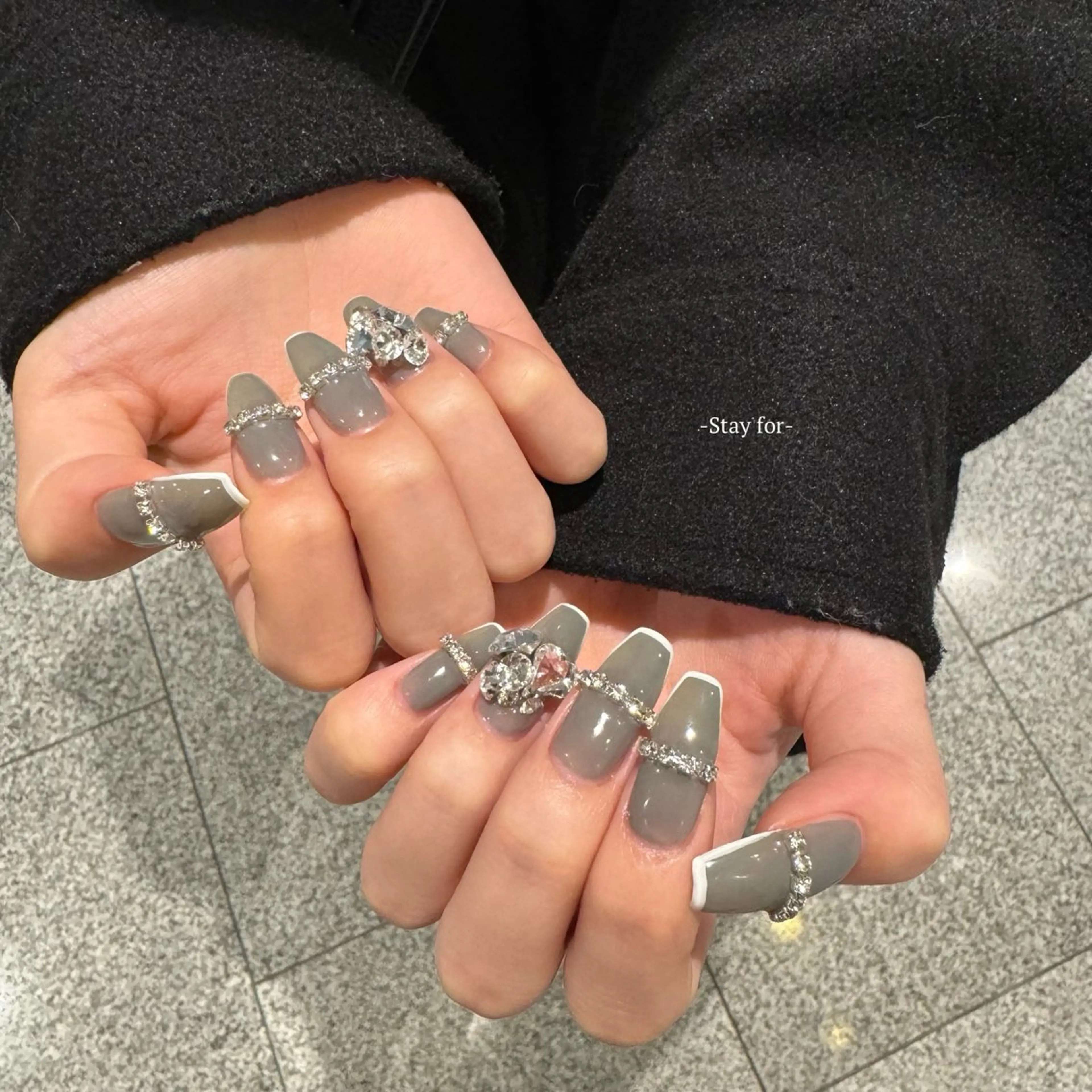 ネイル Stay for Mayaのネイルデザイン