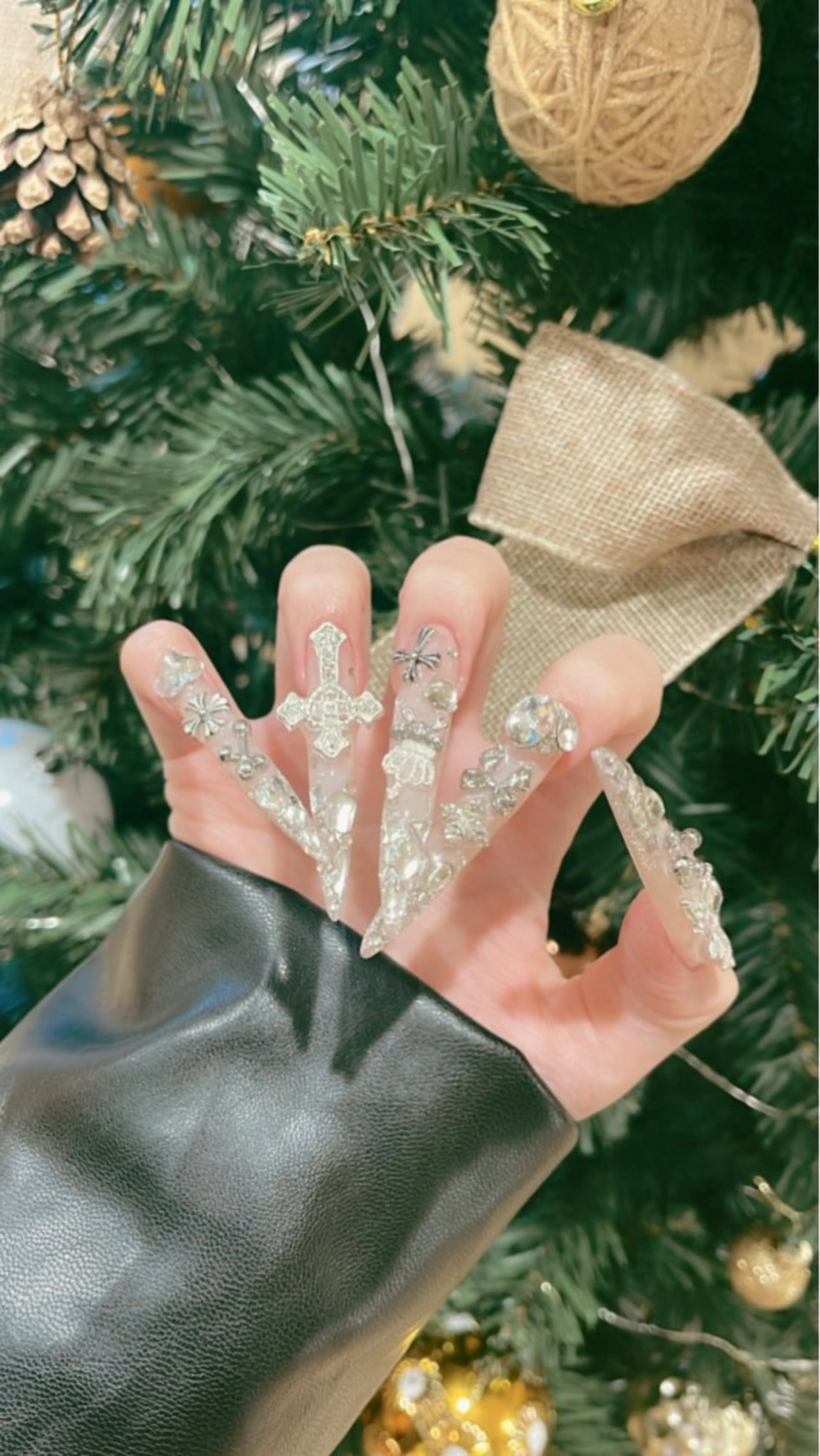 ミディアム Chiin Nailのネイルデザイン