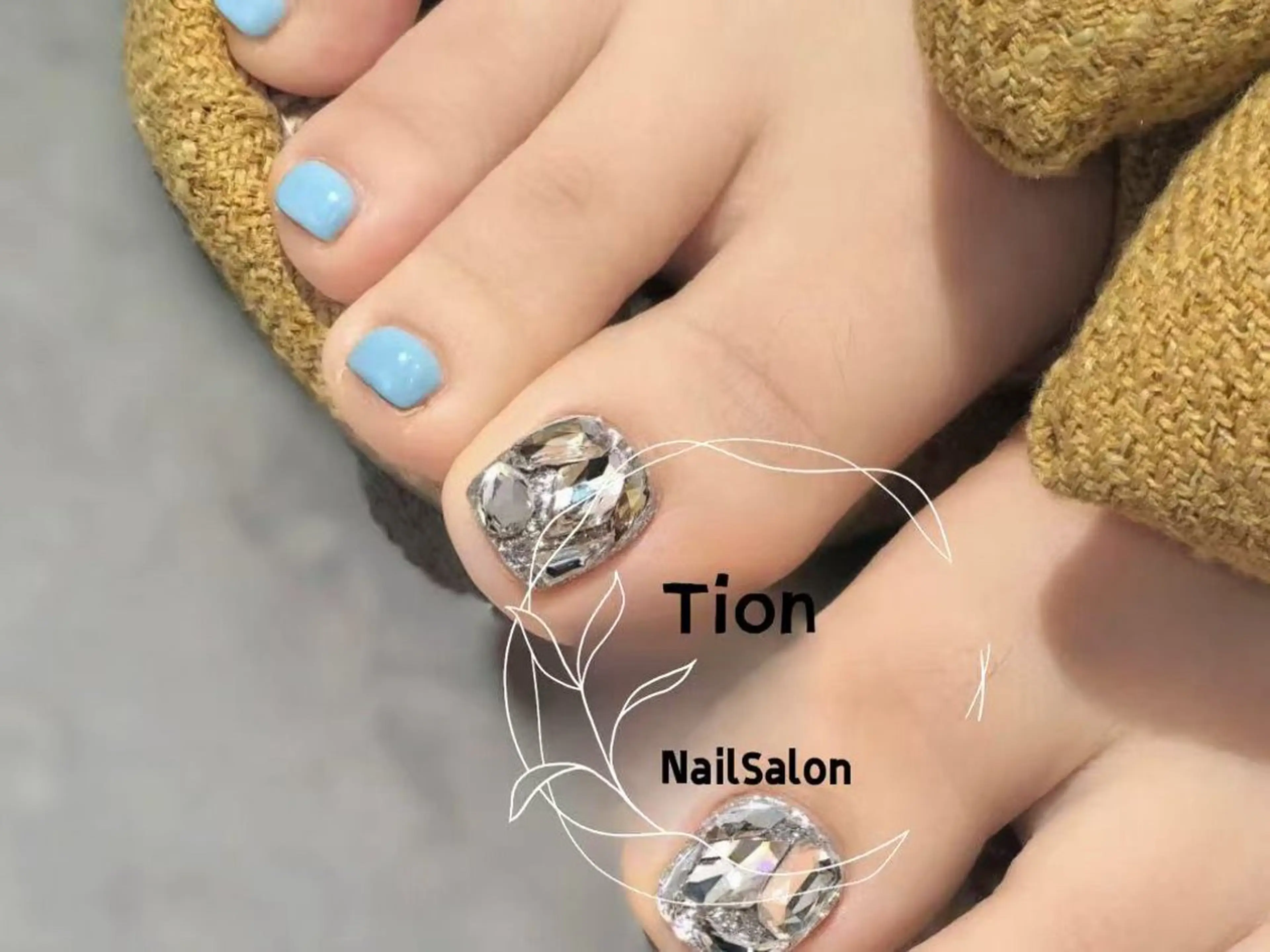 ネイル チークネイル 長さ出し フットネイル フレンチネイル ジェルネイル Nailsalon Tion武蔵小杉店のネイルデザイン