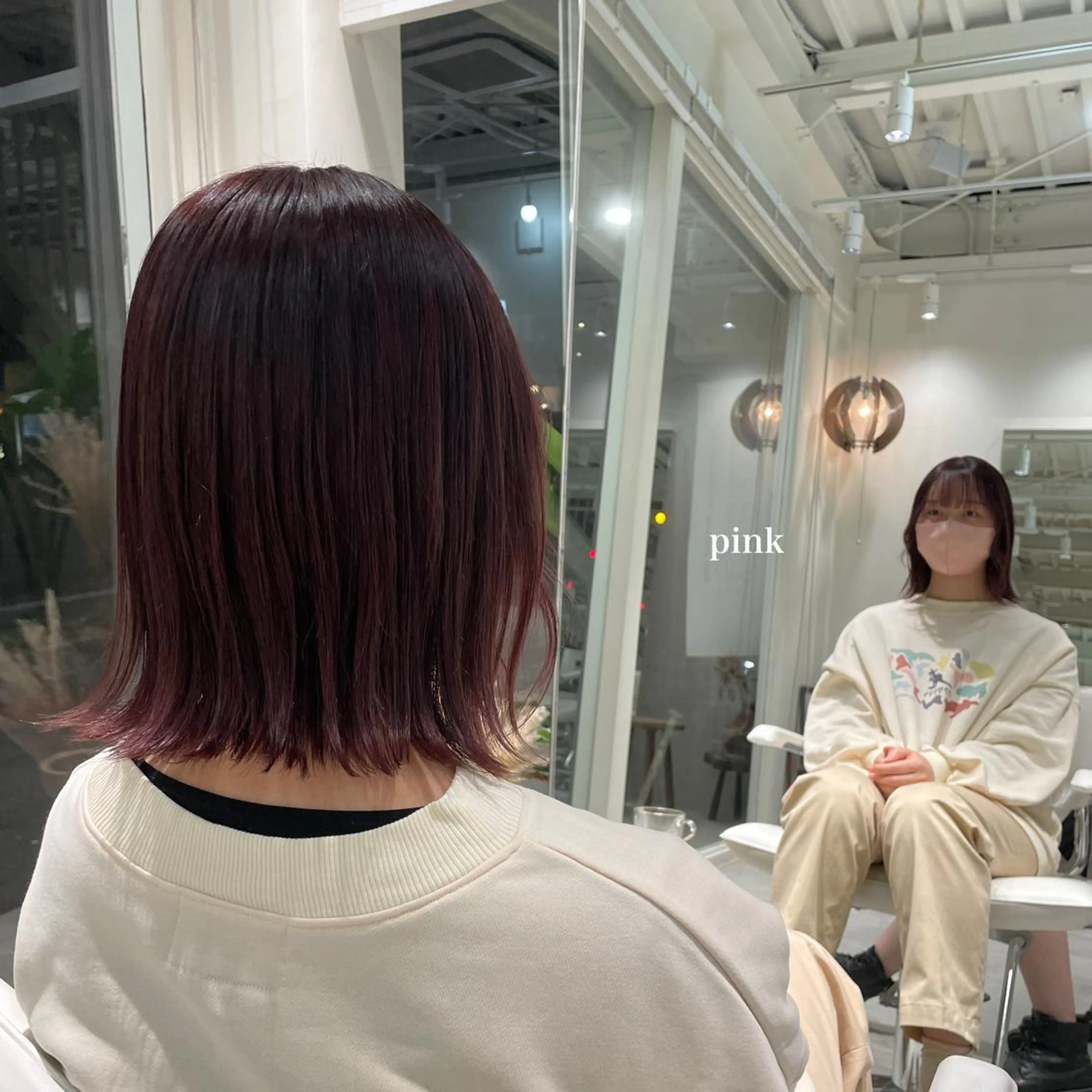 セミロング 峯崎 葵のヘアスタイル