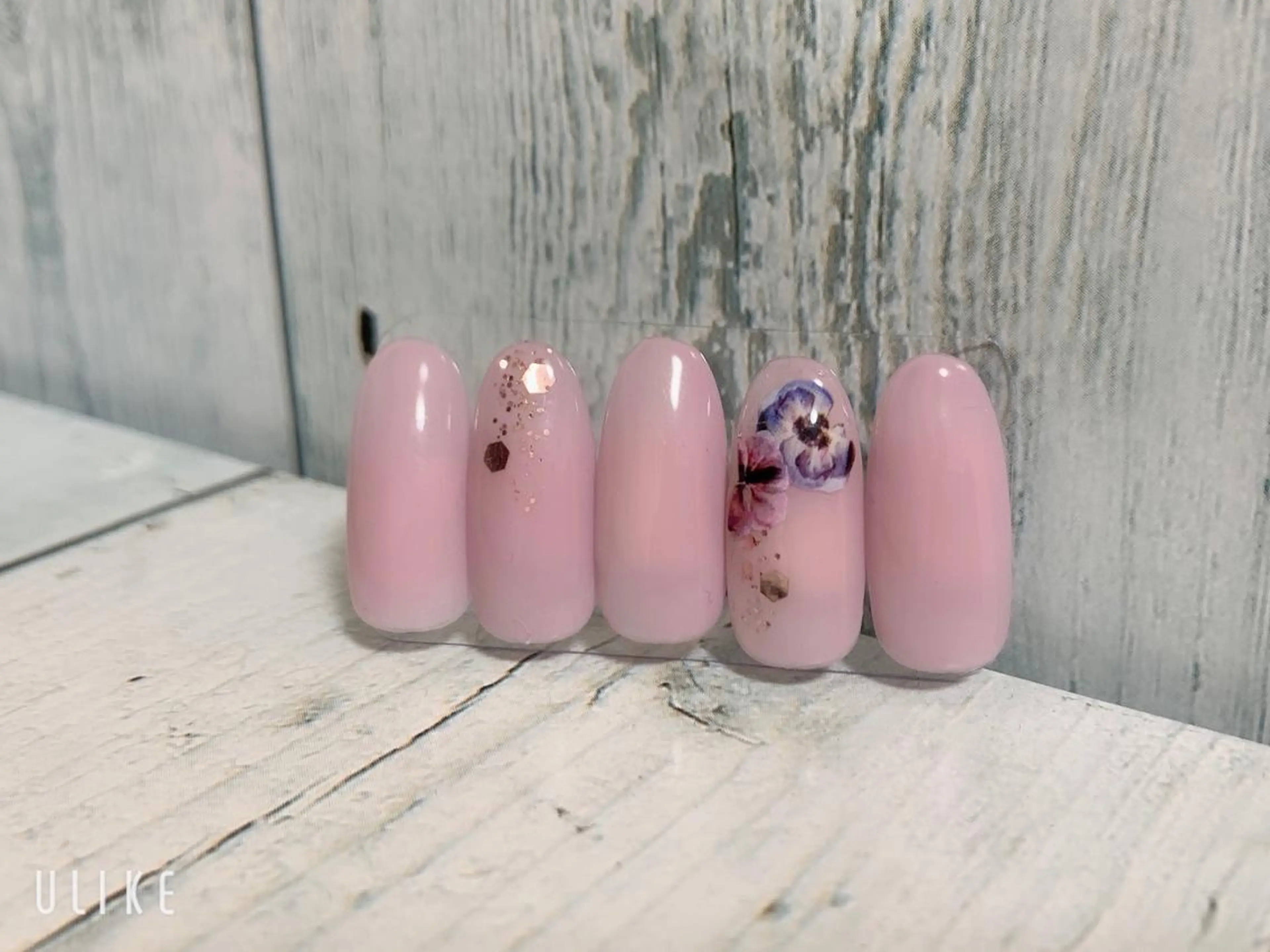 ネイル アートネイル フットネイル ジェルネイル キラキラネイル ニュアンスネイル nail happiness.のネイルデザイン