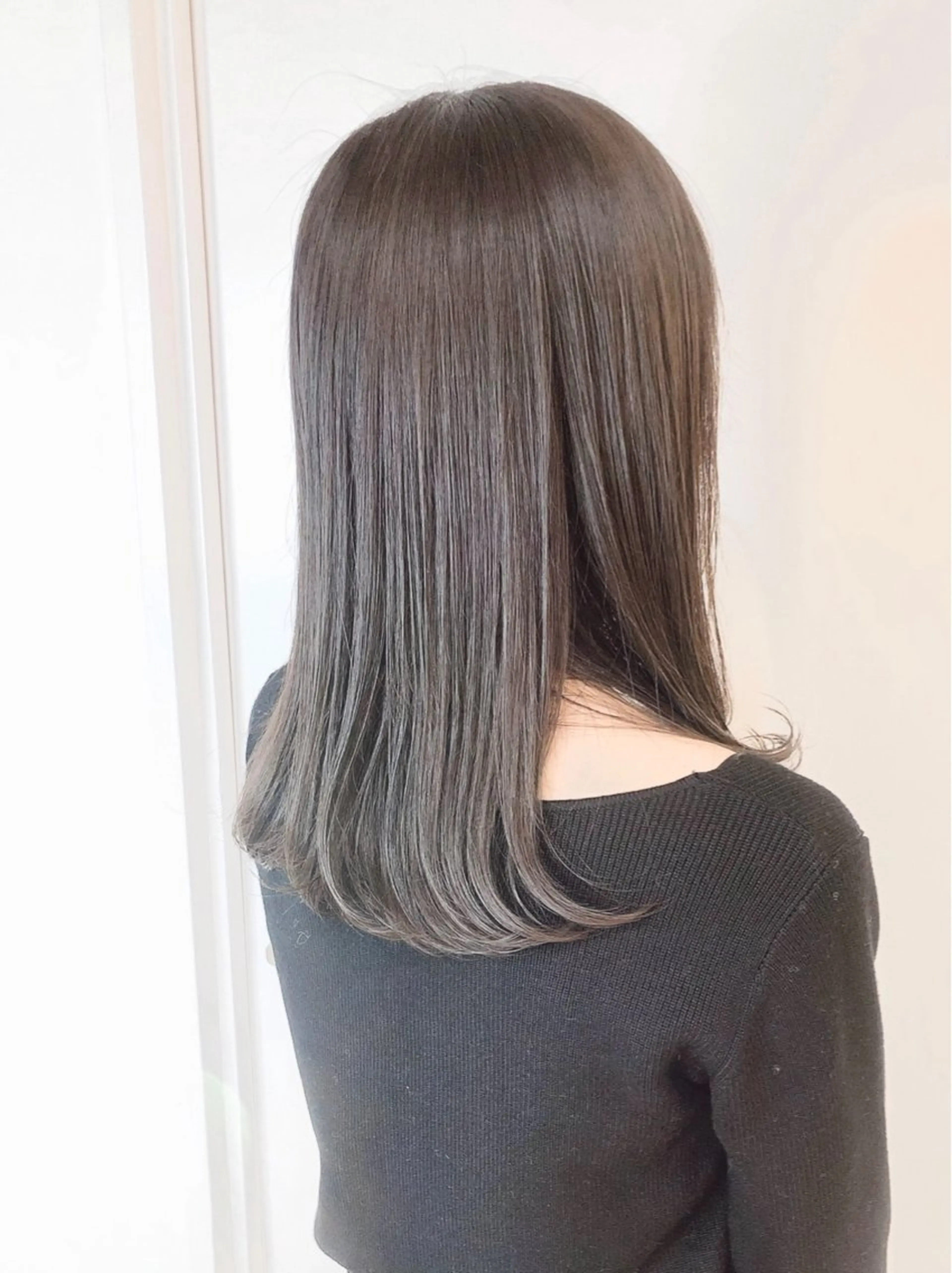 セミロング カット ヘアカラー 🍀ブリーチ/艶カラ ー🍀 コイケのヘアスタイル