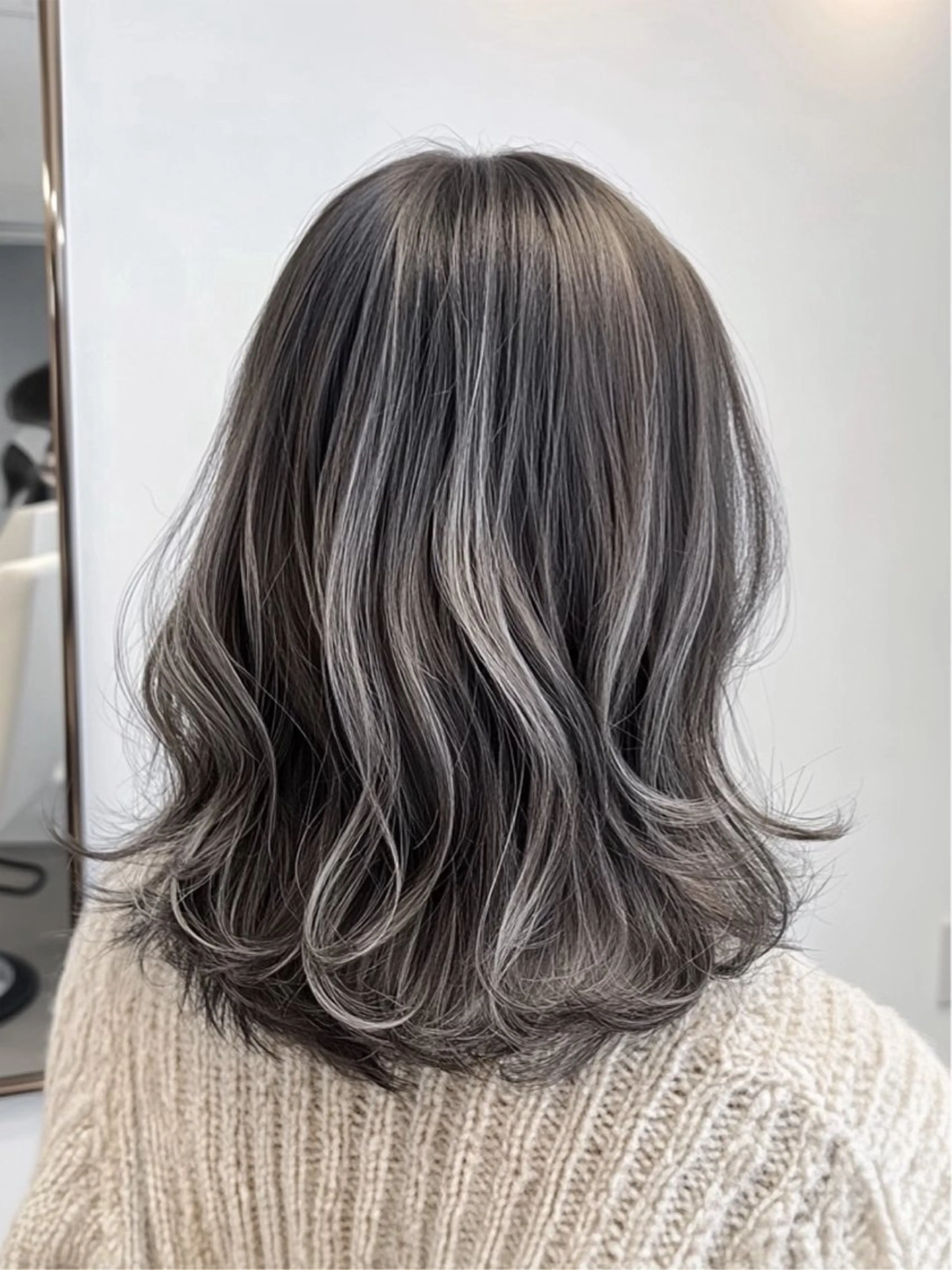 ミディアム カラー カット ヘアカラー 韓国ヘア/艶カラー 🖤金丸彩乃🖤のヘアスタイル