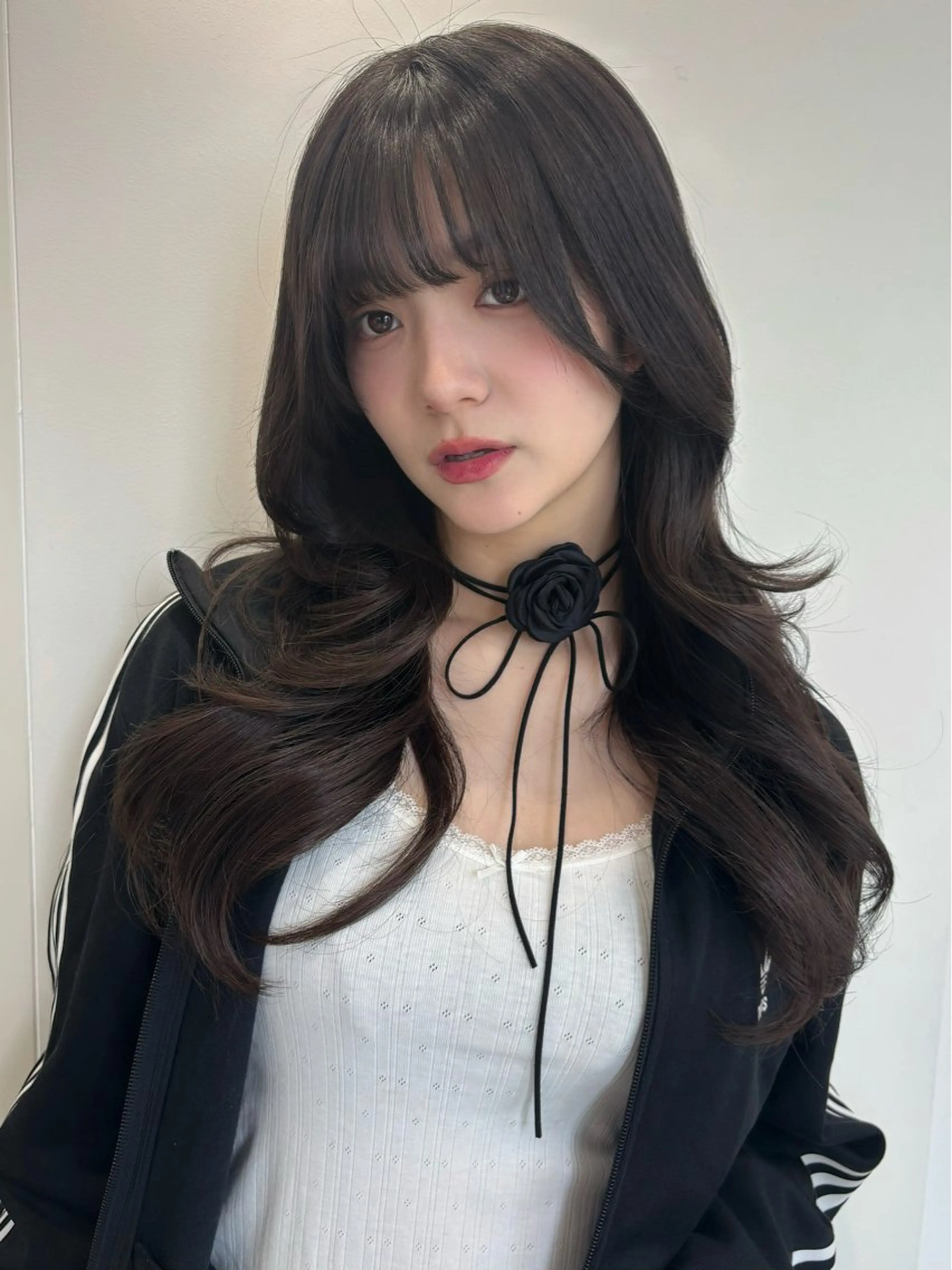 ロング カラー ロングレイヤー くびれヘア ハッシュカット 韓国風ヘア レイヤーカット カット ヘアカラー トリートメント ハッシュカット/韓国 レイヤー/Unaのヘアスタイル