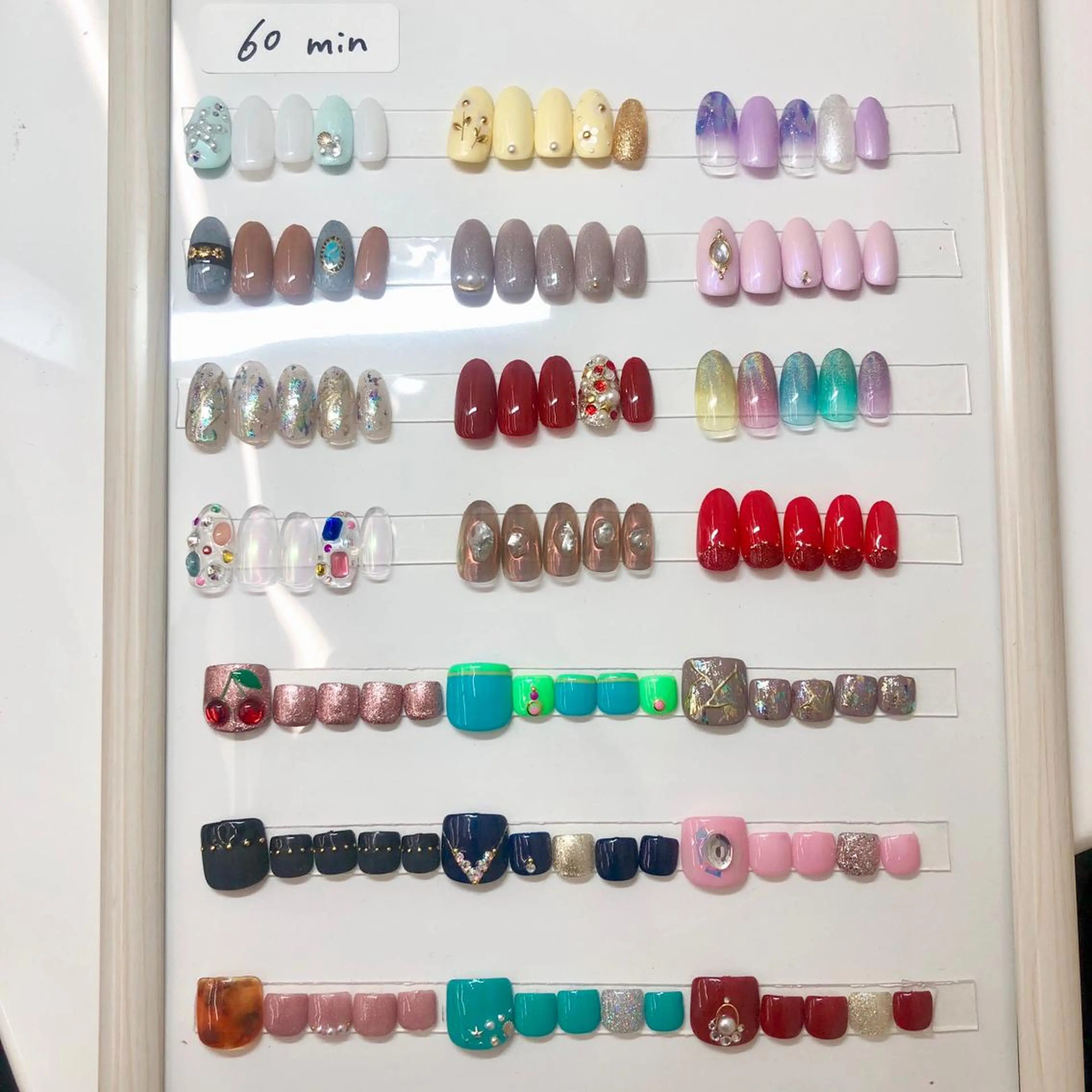 ネイル フットネイル 持ち込み ハンドネイル フットネイル Minami 🍓のネイルデザイン