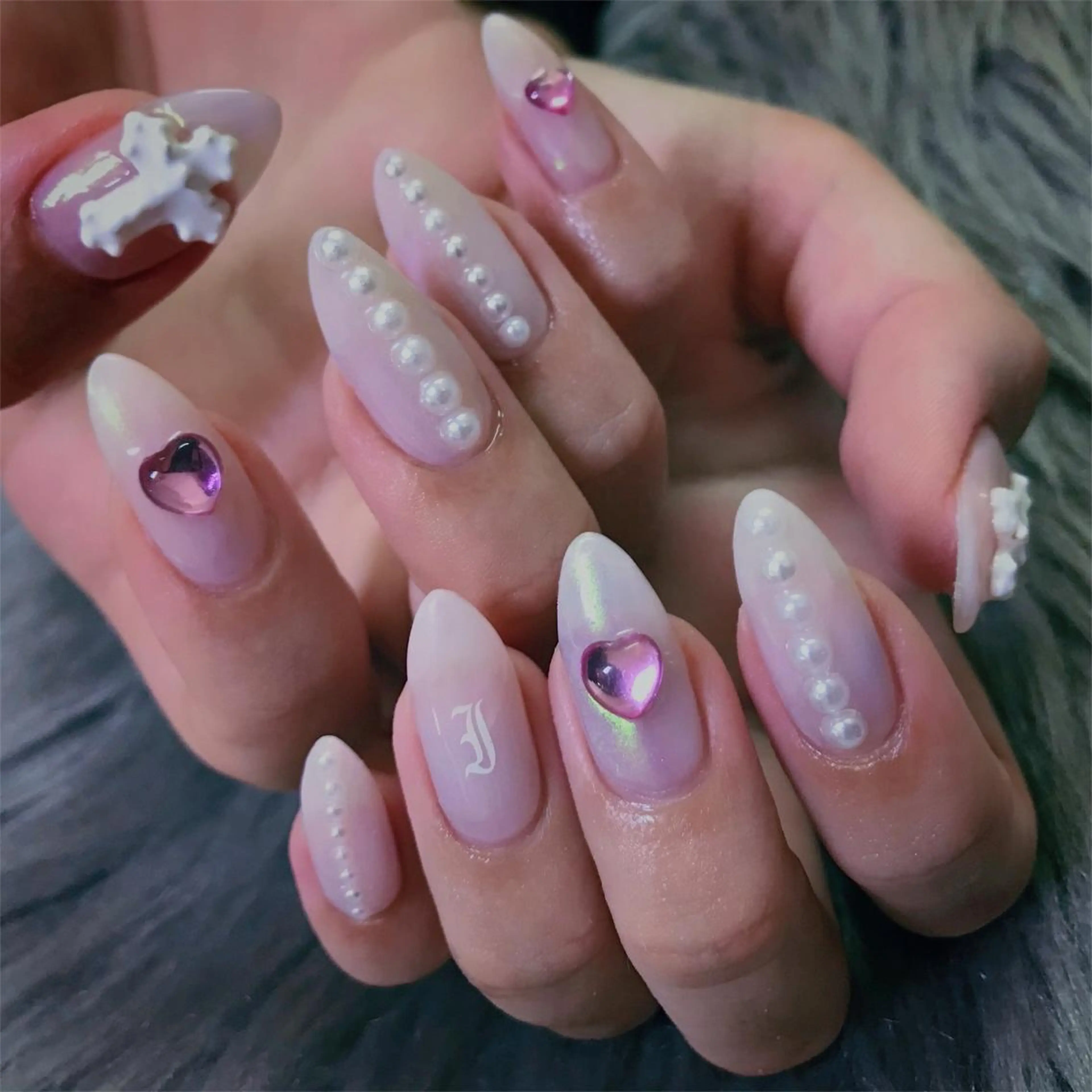 ネイル NOIROUGE所属・NOI ROUGEのネイルデザイン