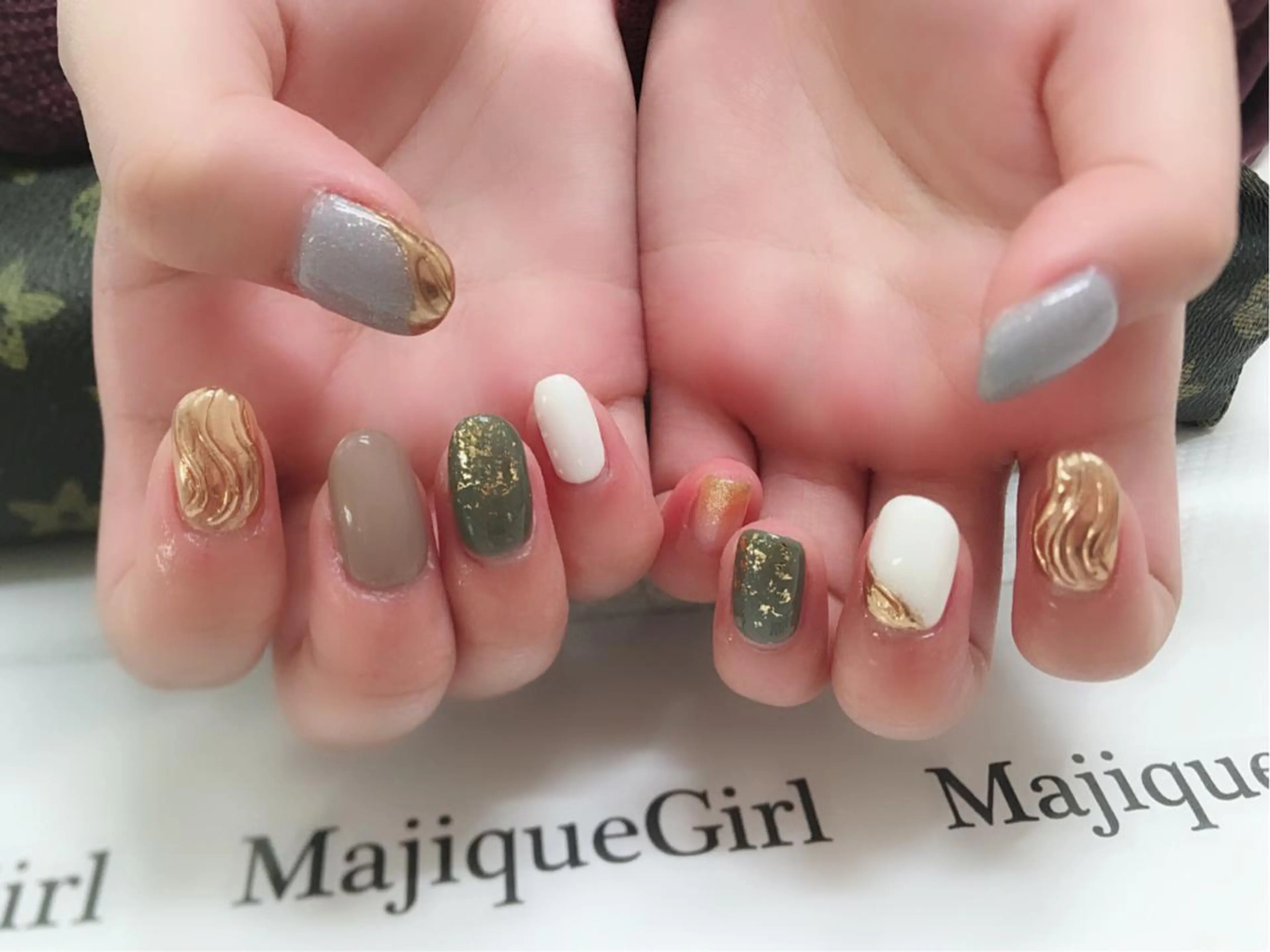 ネイル ミラーネイル ニュアンスネイル 冬ネイル 🌸Nail&Eye KAKU🌸のネイルデザイン