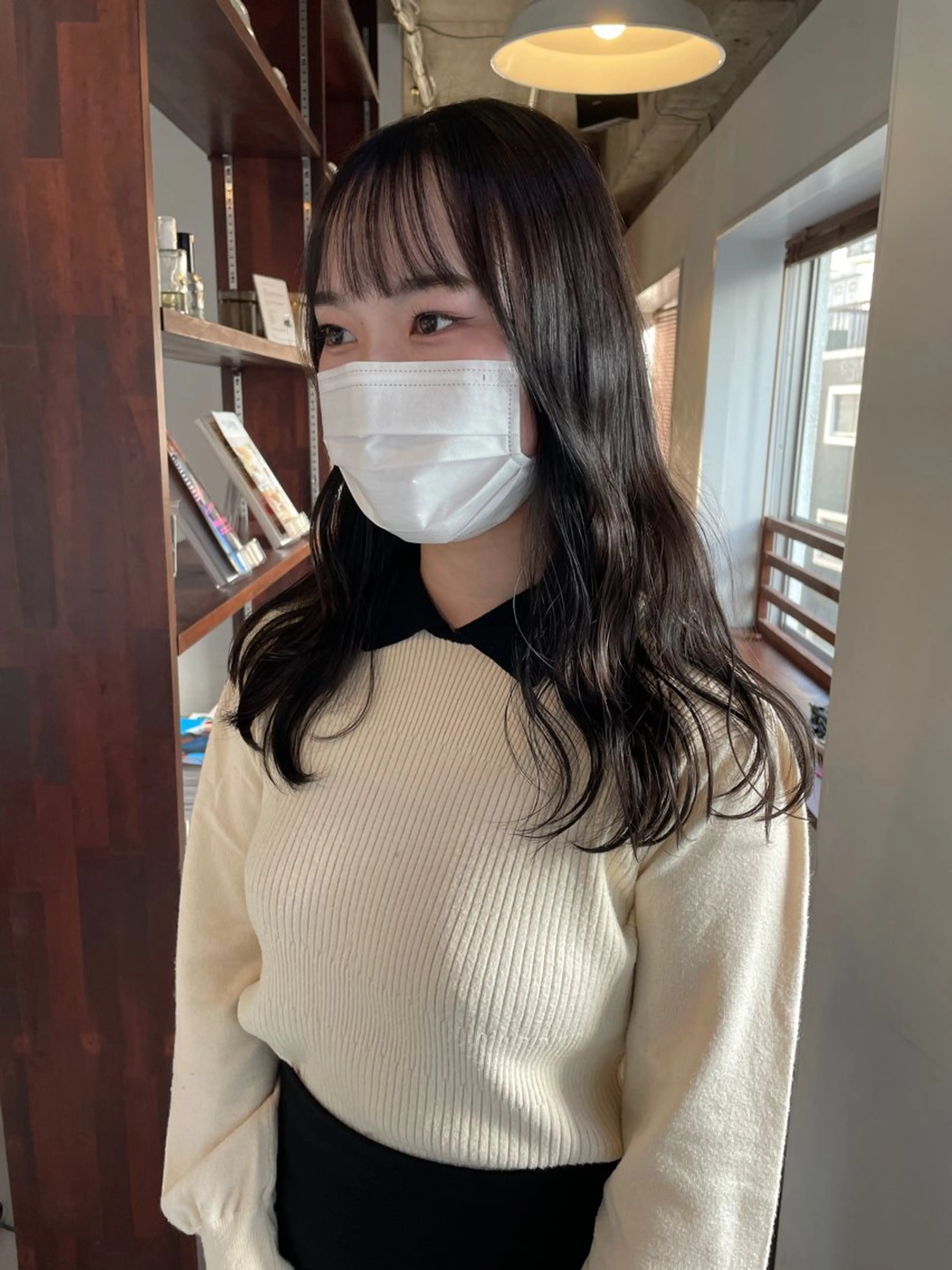 セミロング カラー silo所属・silo MOKA 顔周りカット🦦のヘアスタイル