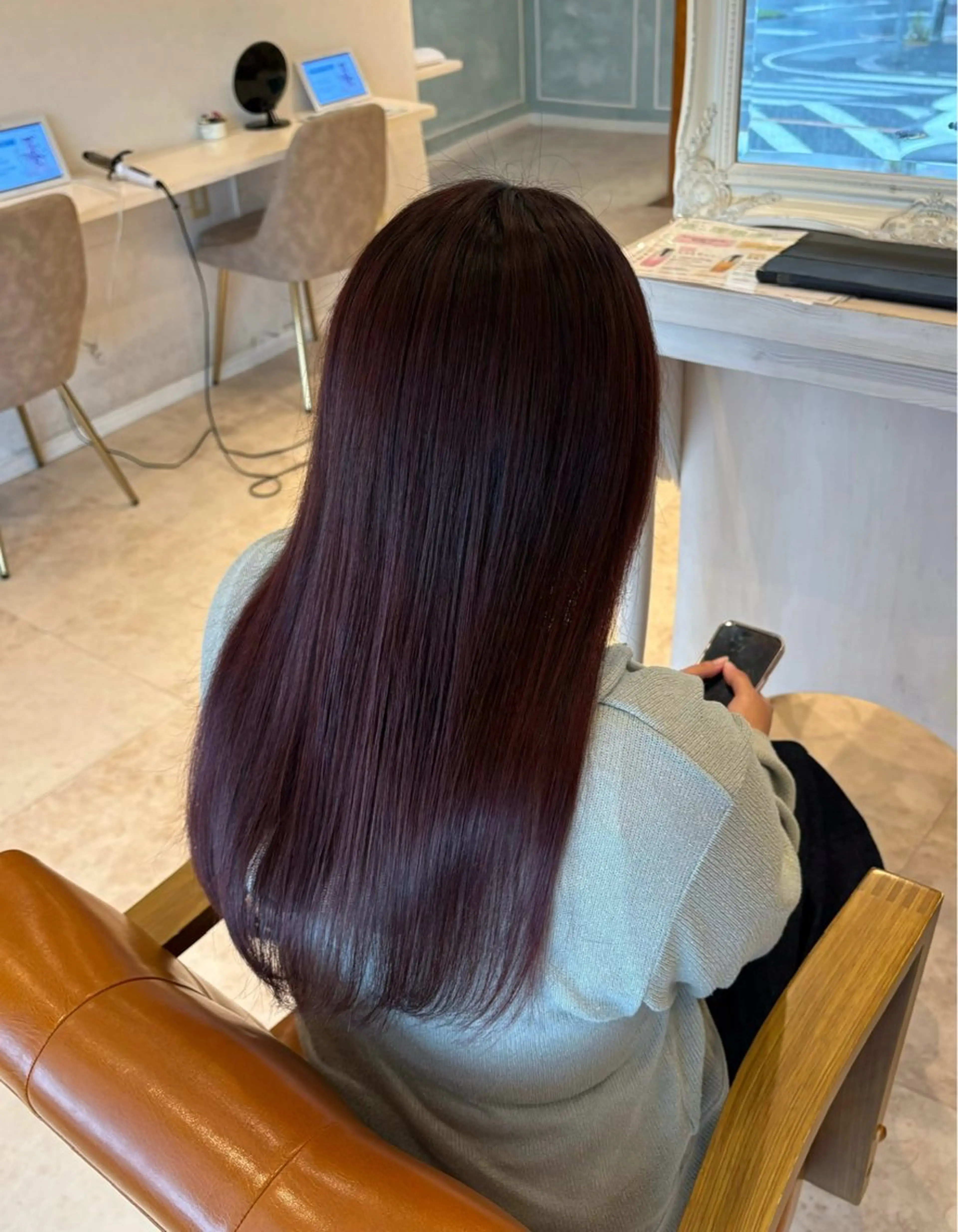 ロング カラー 岩崎 玲花のヘアスタイル