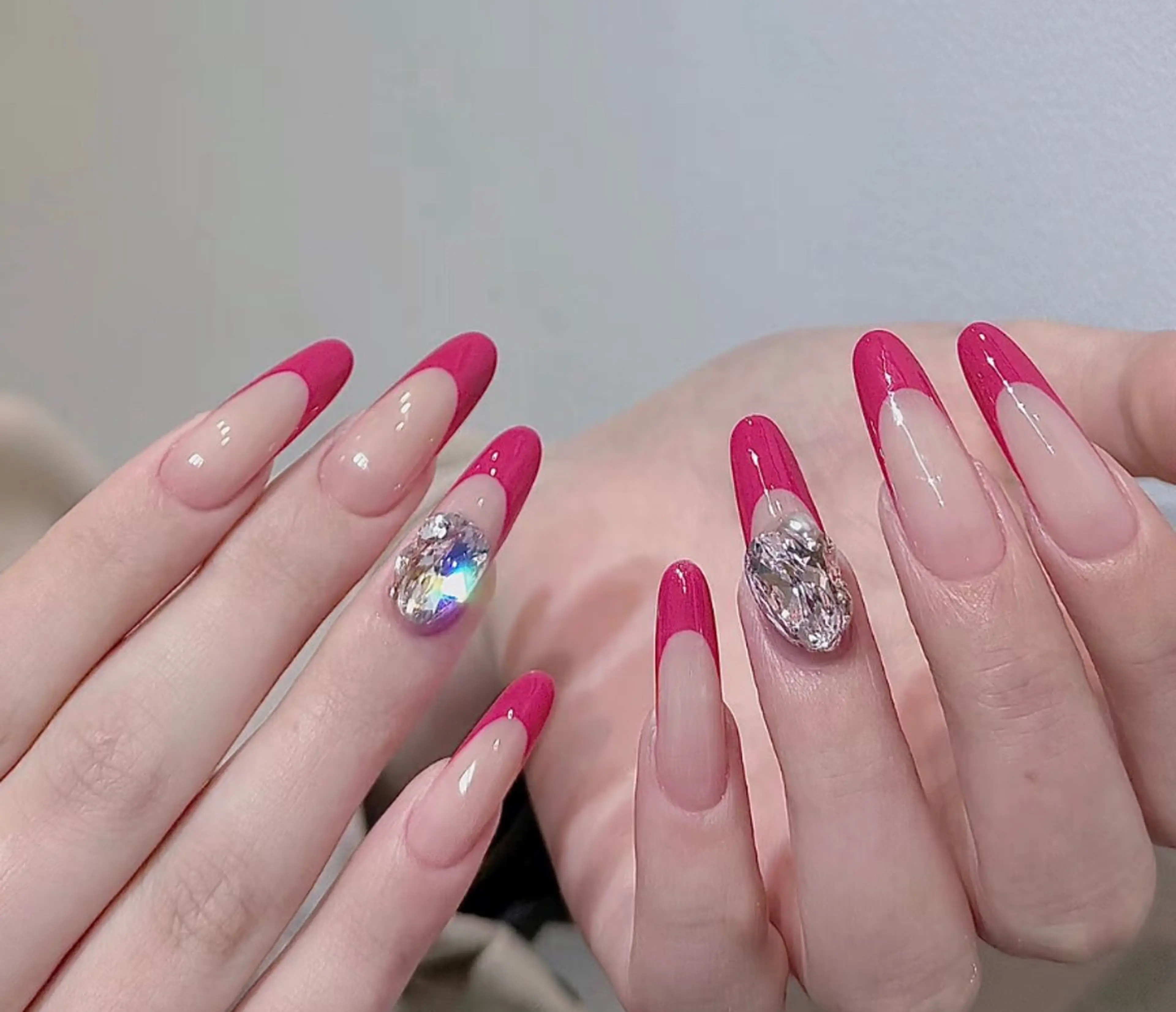 フレンチ➕パーツ2個💖初回オフ無料💖¥6680の写真