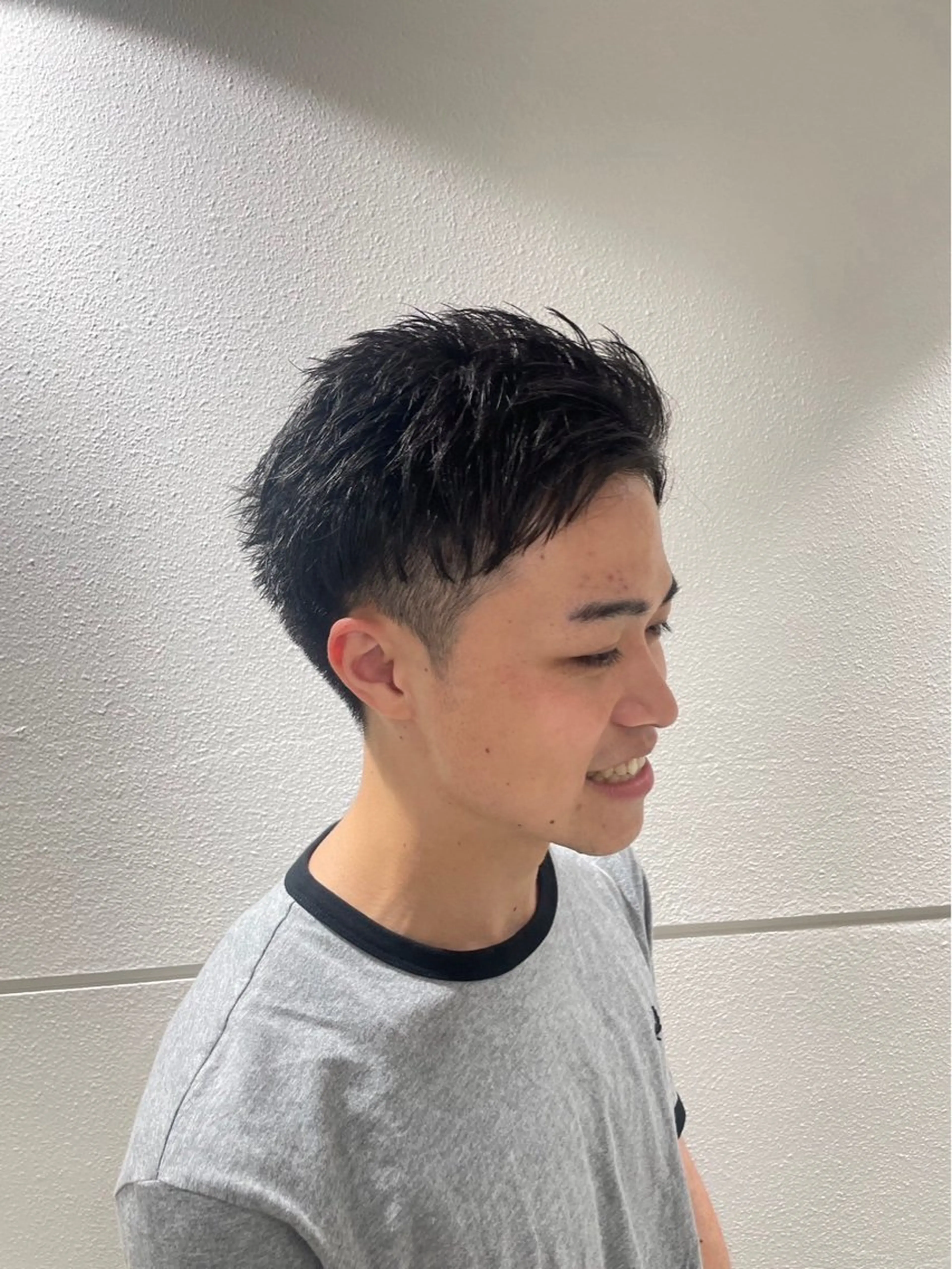 メンズ カット ダブルカラー /透明感カラーRioのヘアスタイル
