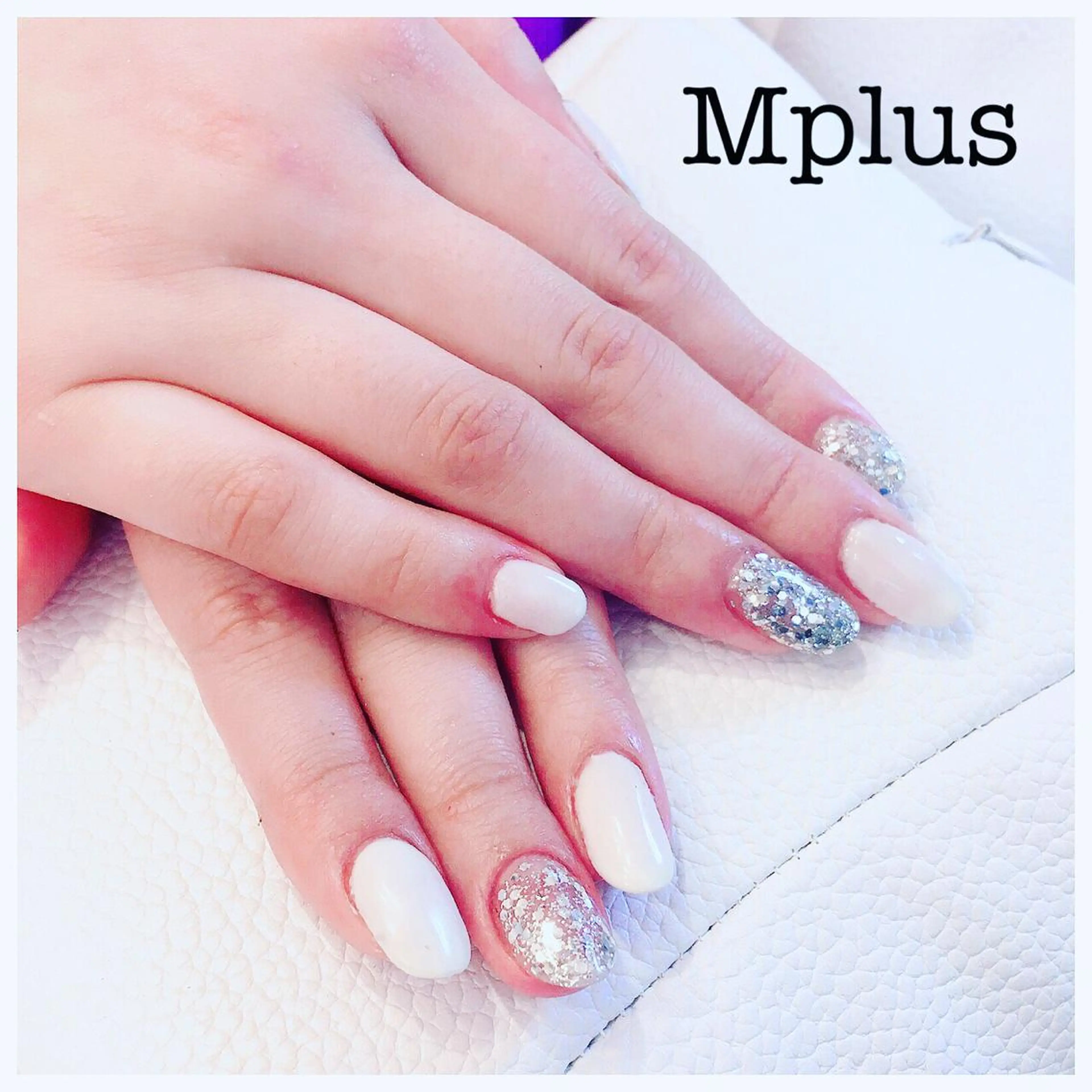 ネイル ジェルネイル ラメ(グリッター) ワンカラーネイル スカルプネイル シルバー Mplus miyukiのネイルデザイン