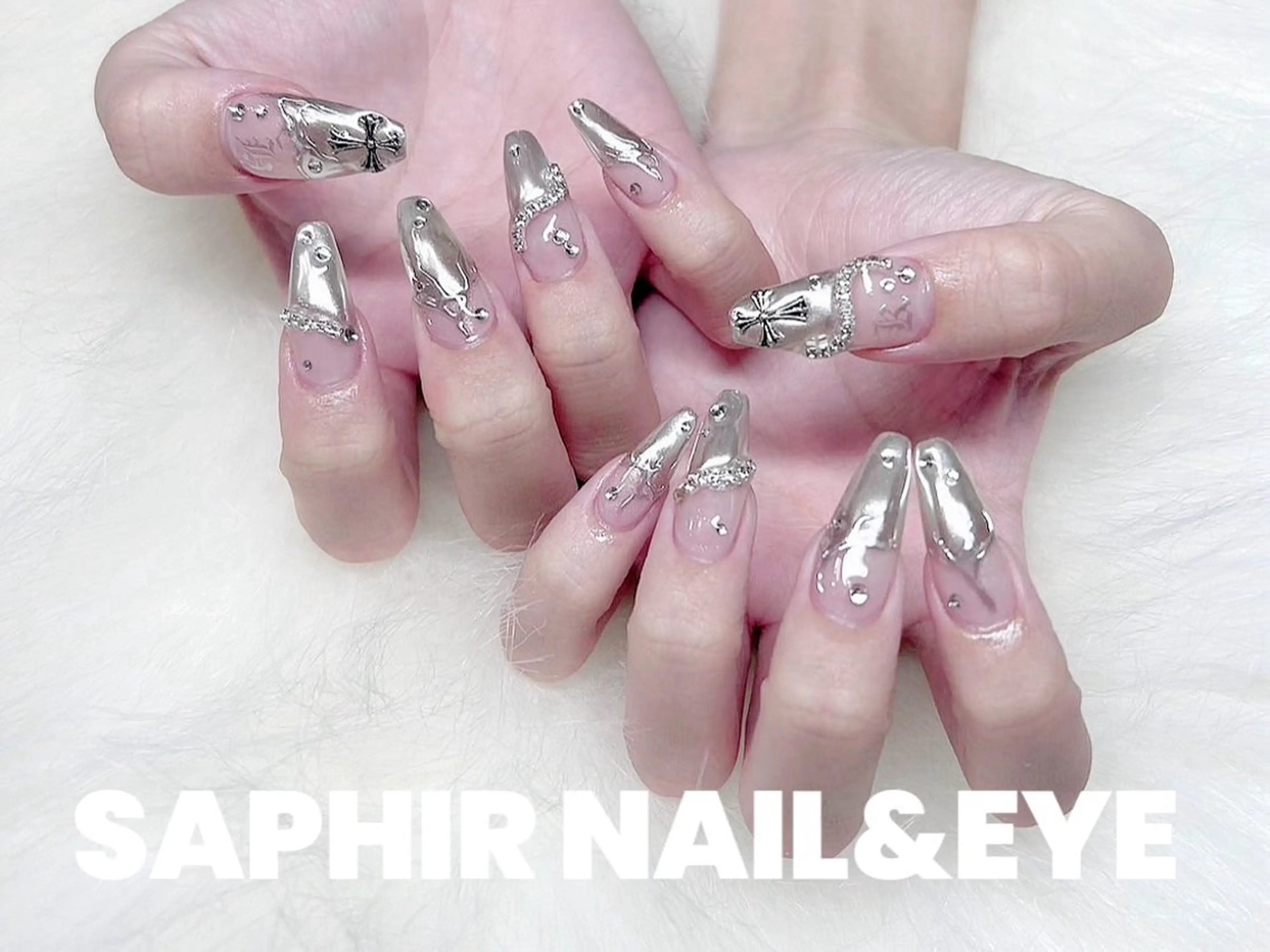 ネイル SAPHIR NAGISAのマツエク・マツパデザイン