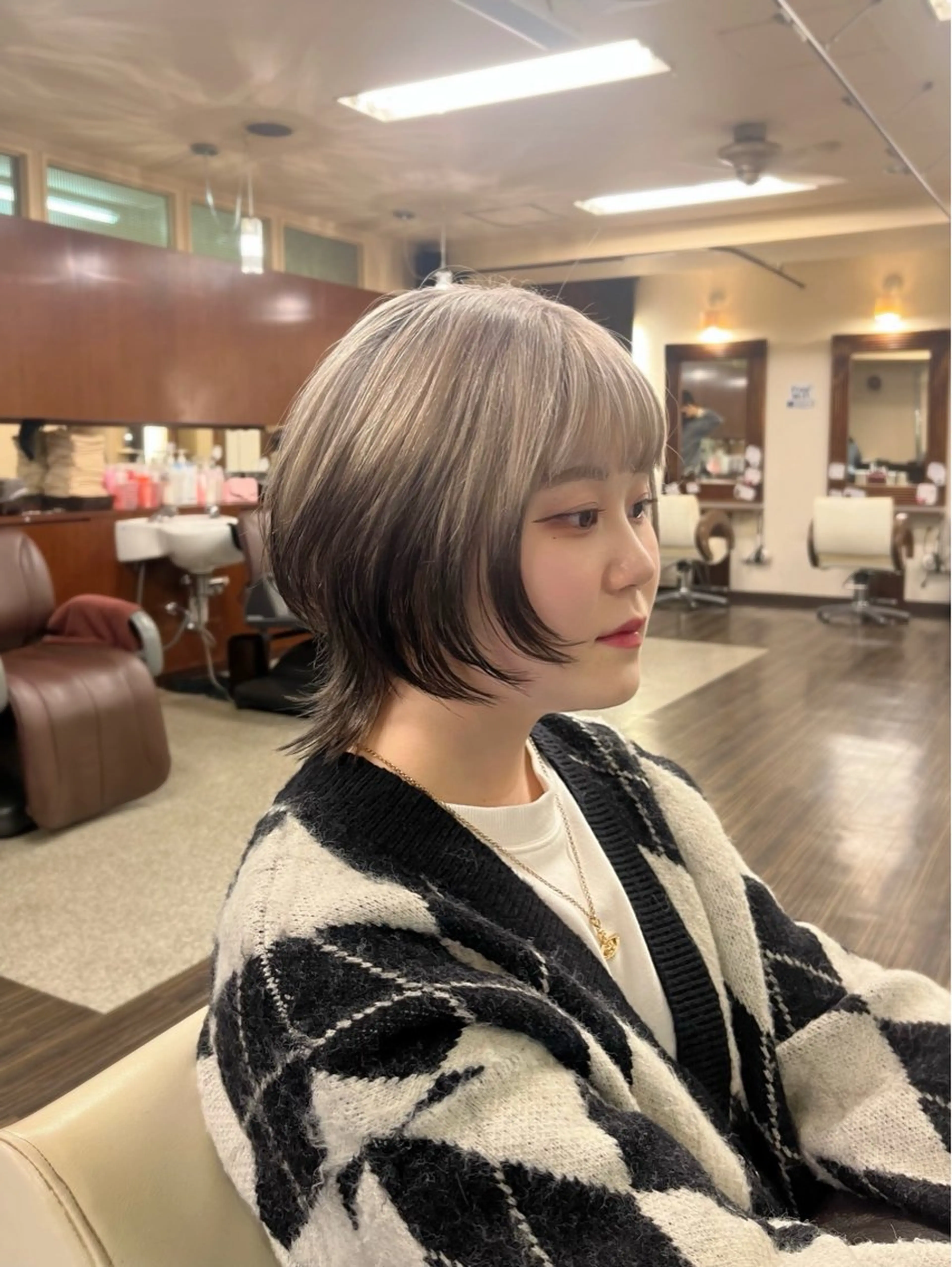 ショート カラー カット ヘアカラー トリートメント 森 ハリス誠一のヘアスタイル