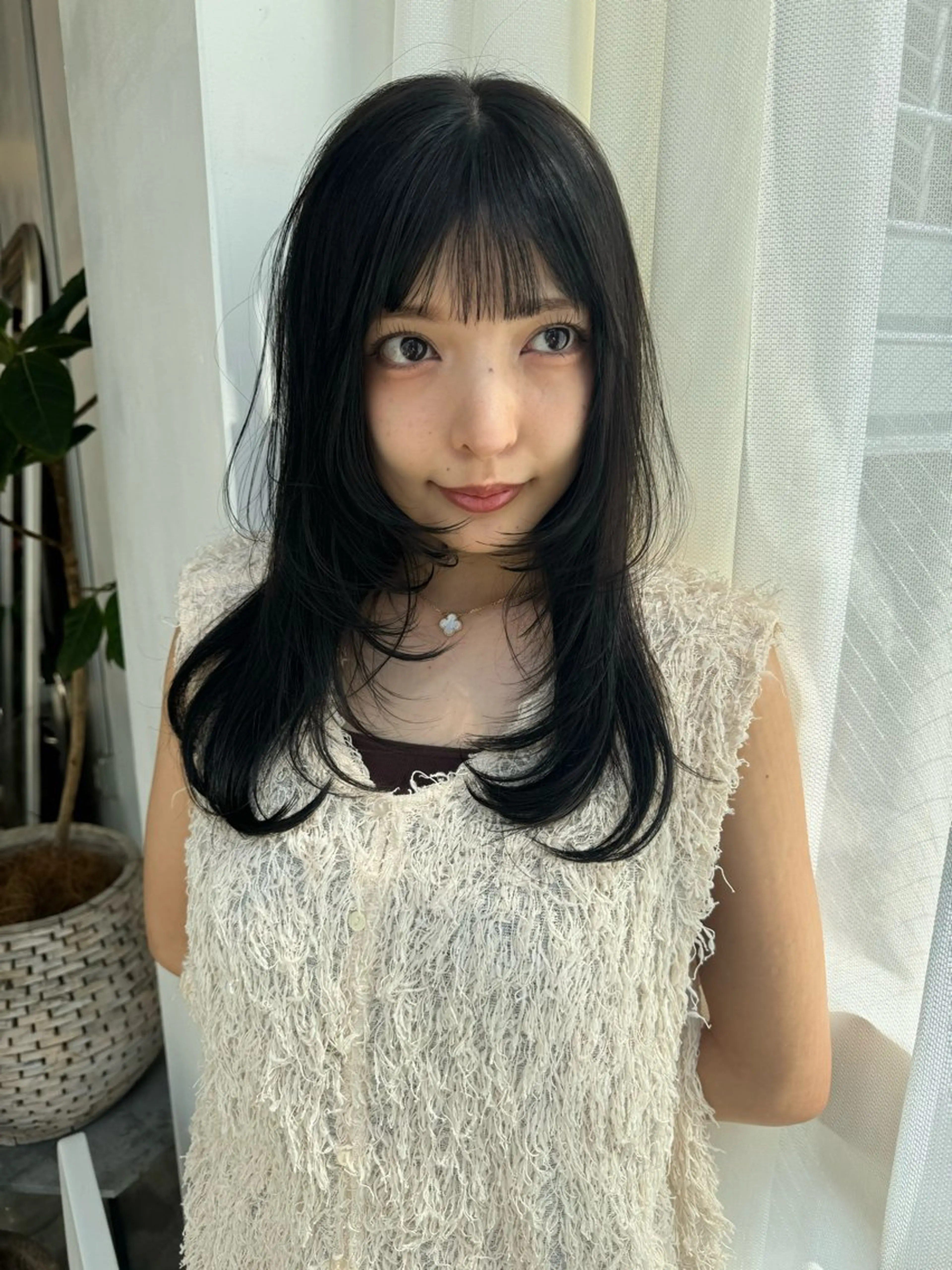 ロング カット ヘアカラー トリートメント 小森 祐希のヘアスタイル