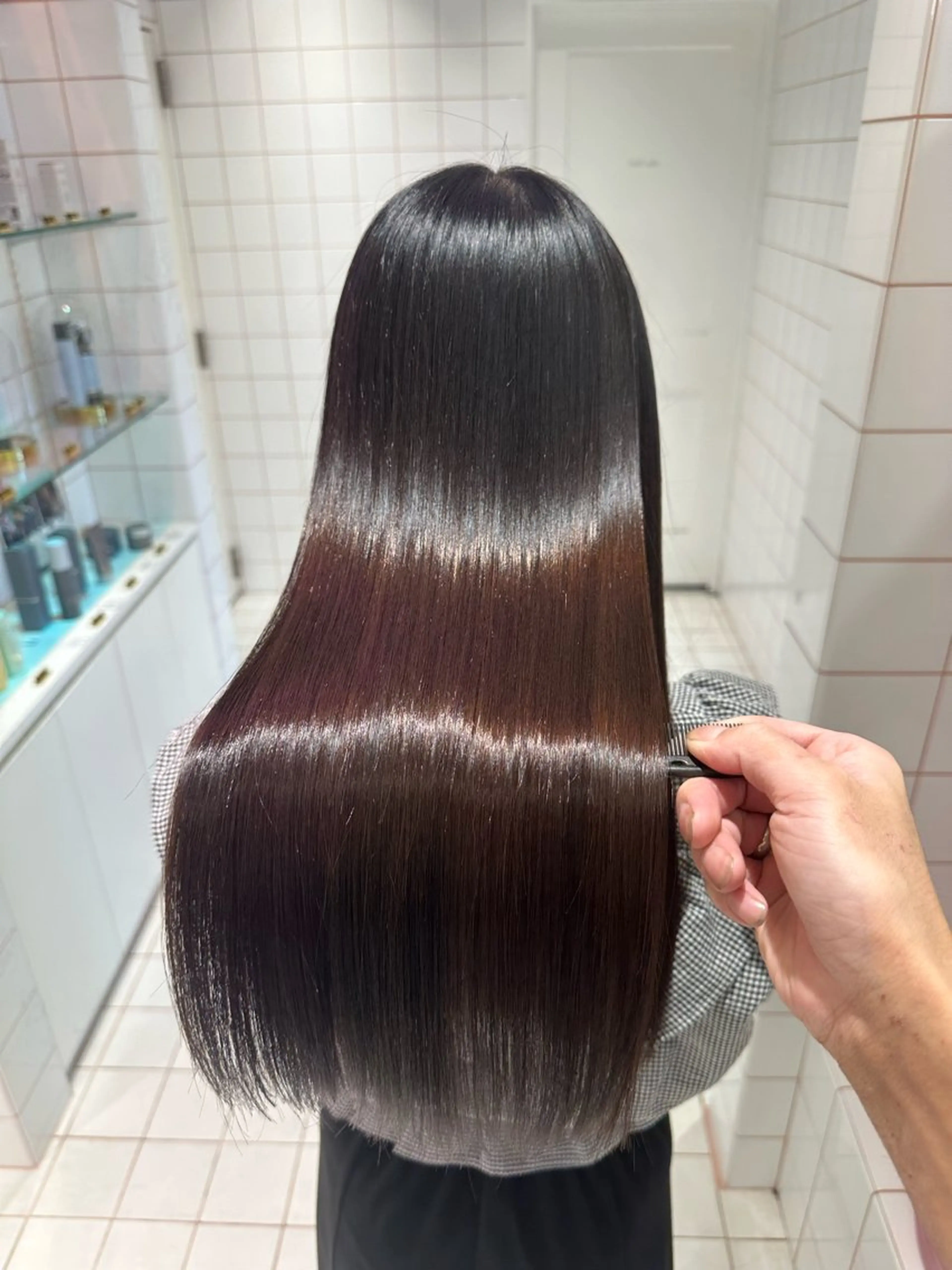 ロング 縮毛矯正 カット 縮毛矯正 トリートメント Lond　luce心斎橋所属・✨髪質改善✨縮毛矯正 ホウダカズヒロのヘアスタイル
