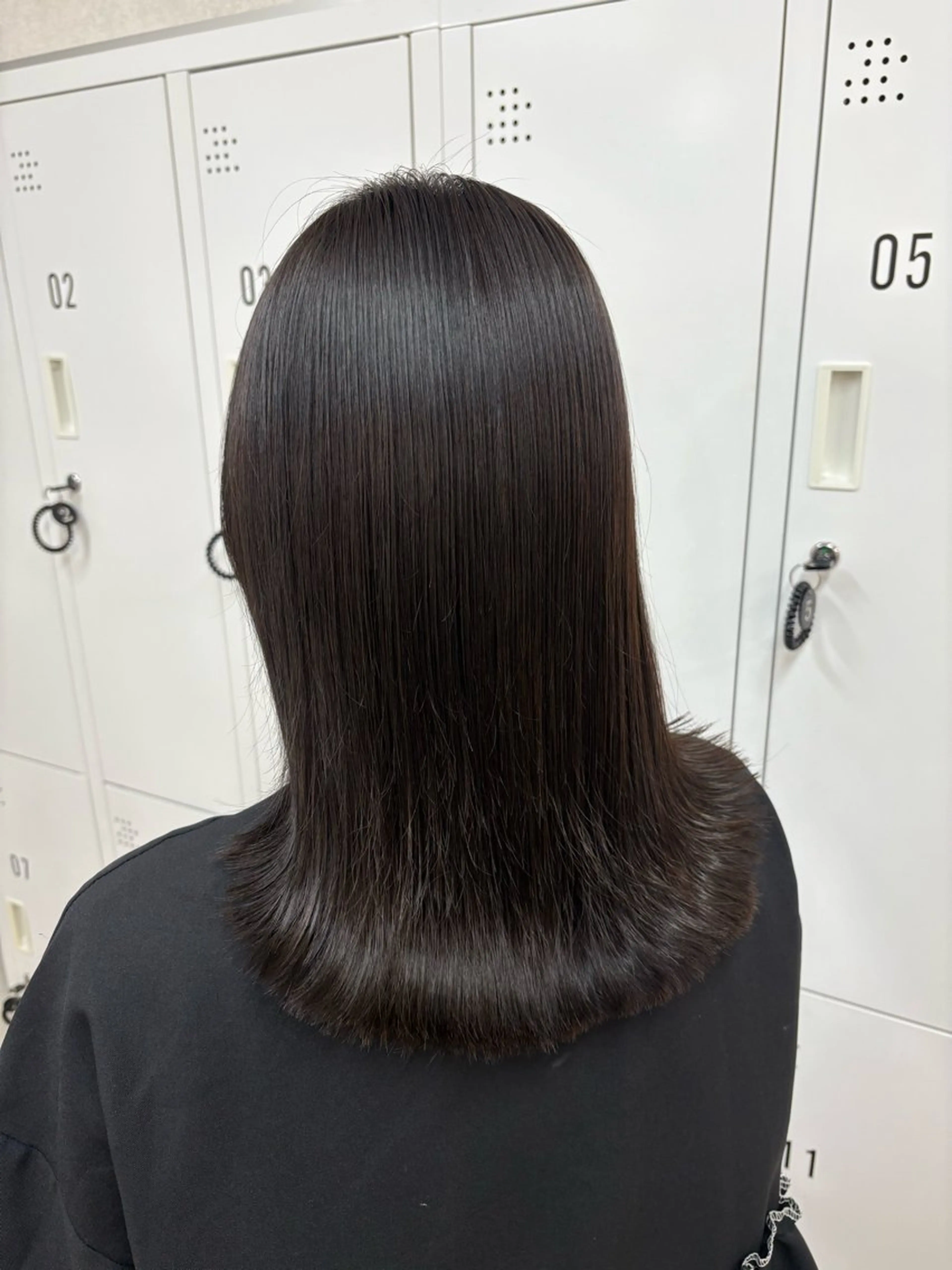 セミロング カット ヘアカラー formage所属・小澤 佑之介のヘアスタイル