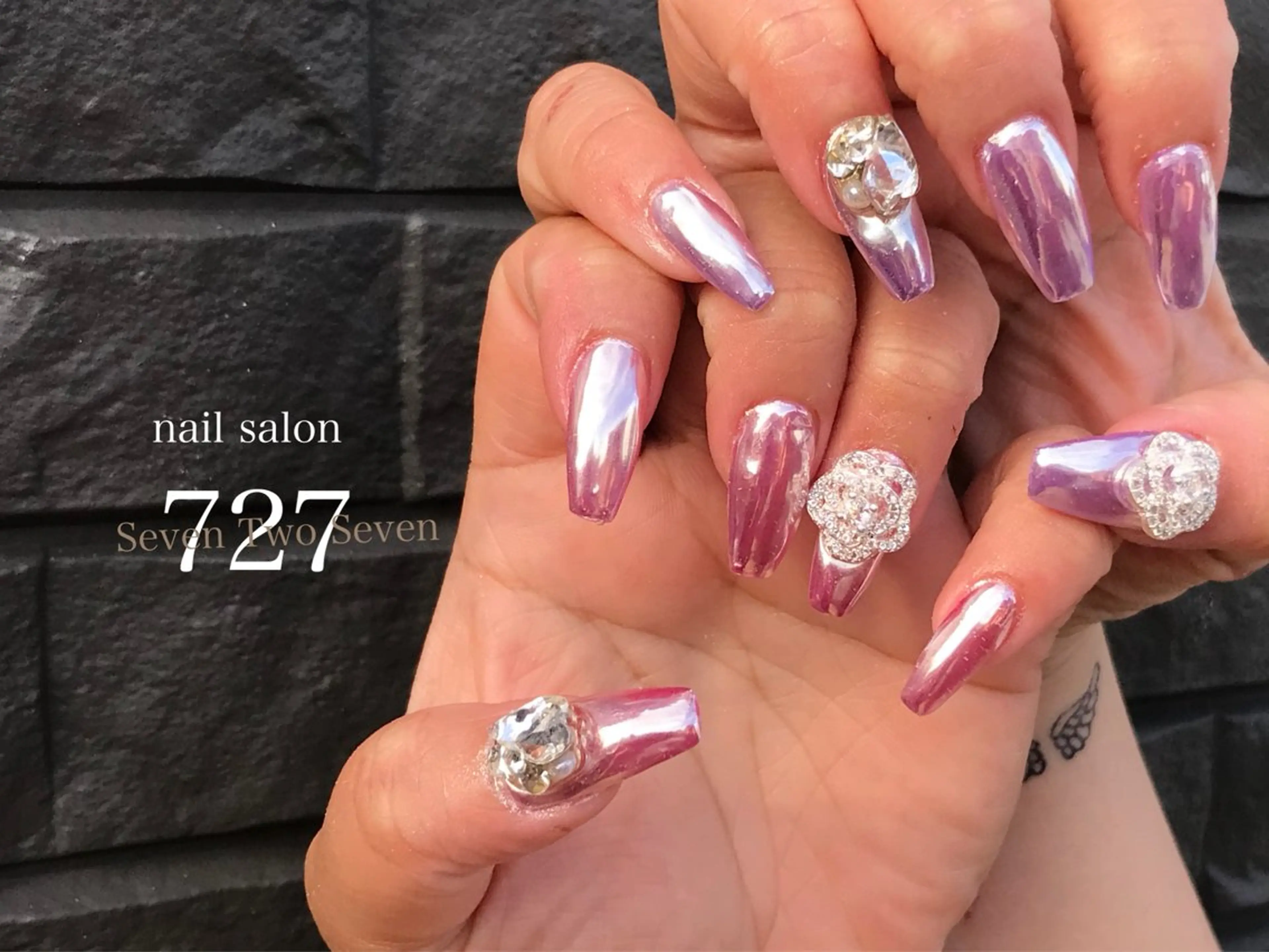 ネイル ハンドネイル 727 nailのネイルデザイン