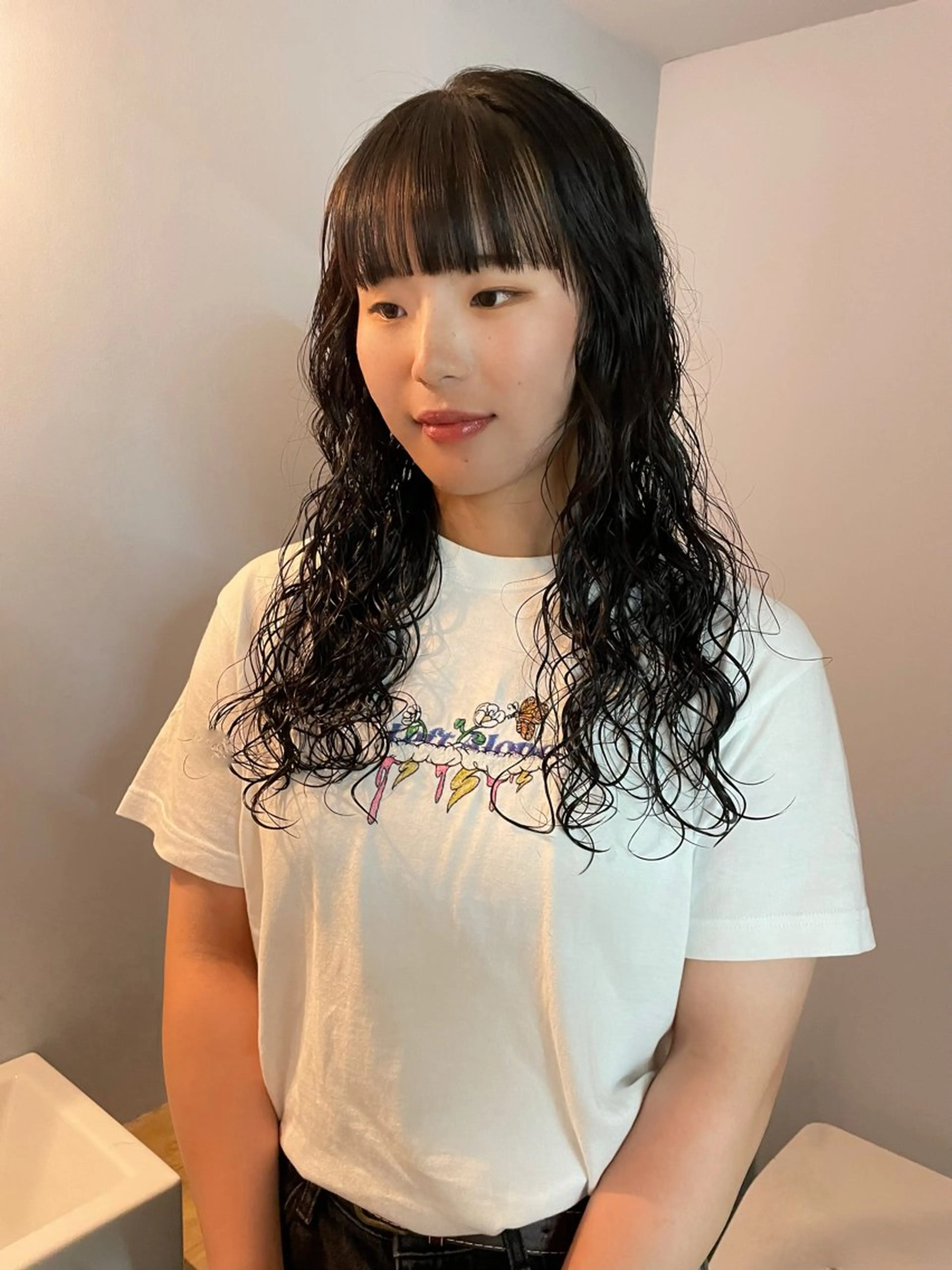 ロング パーマ カットモデル/ ハイトーン/ゆうあのヘアスタイル