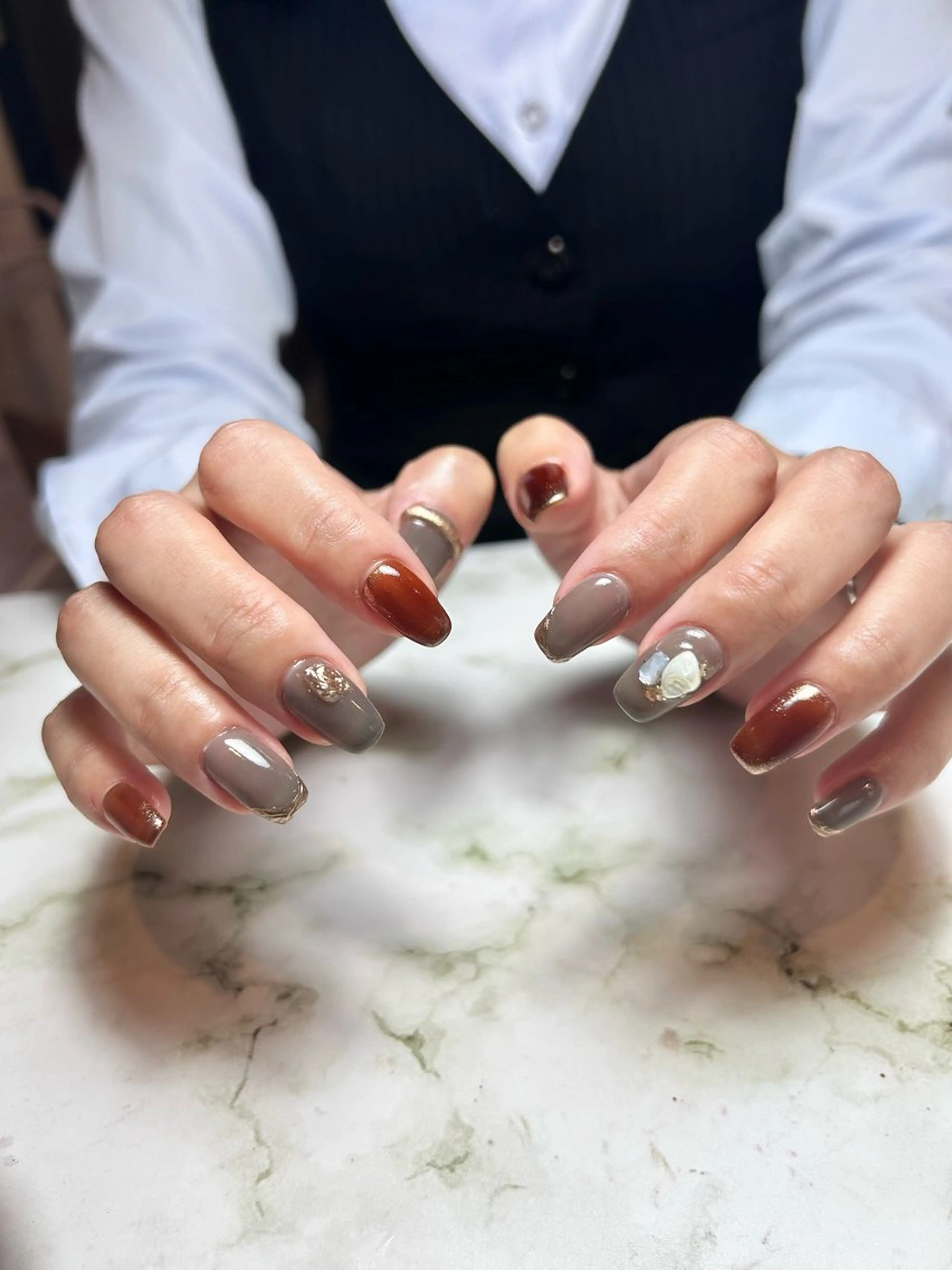 ネイル ハンドネイル フットネイル TESORO nailのネイルデザイン