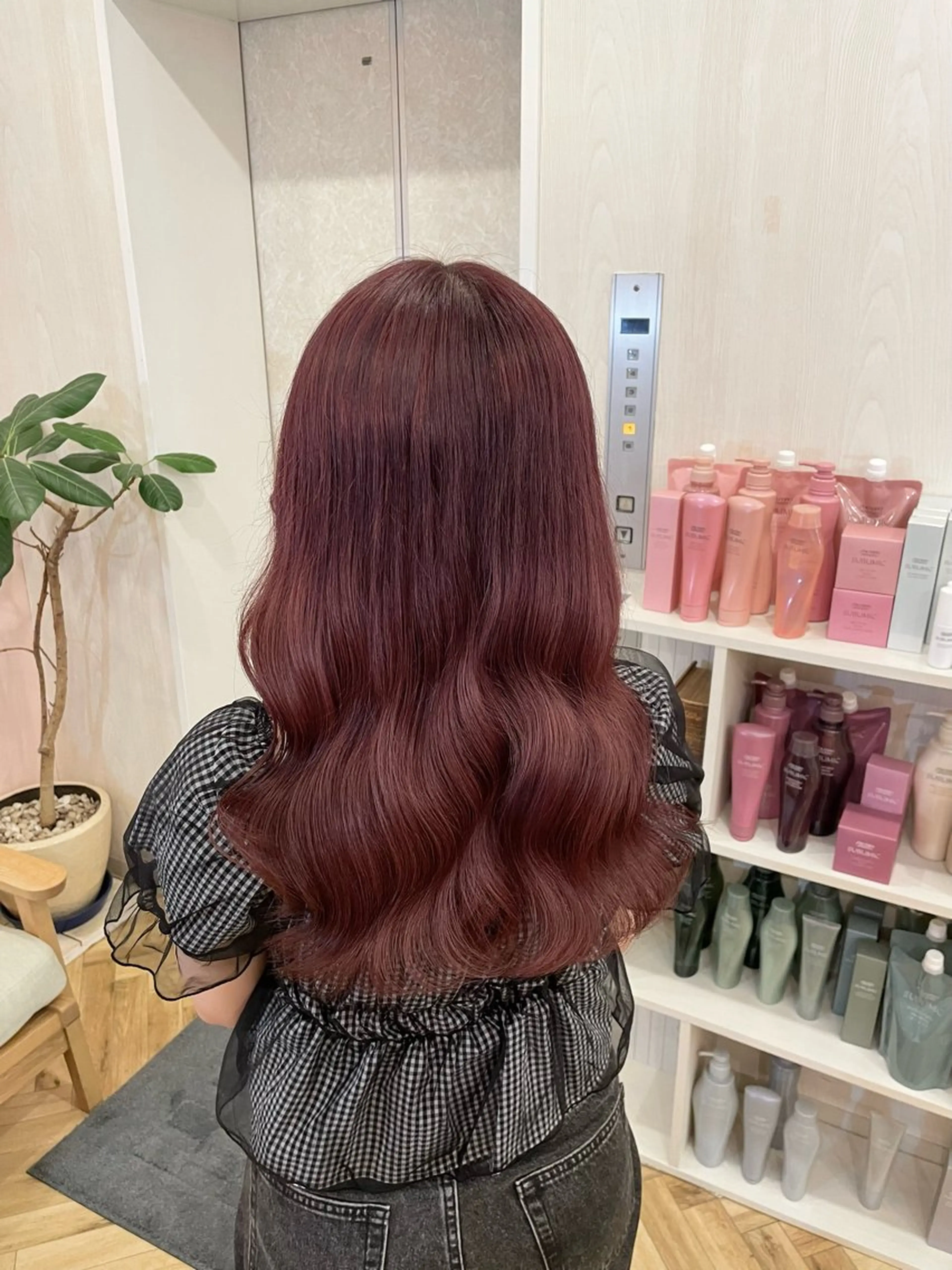 ロング カラー ヘアアレンジ ラベンダーカラー ピンクカラー ピンクラベンダー カット ヘアカラー トリートメント 🍒齋藤 澪🍒のヘアスタイル