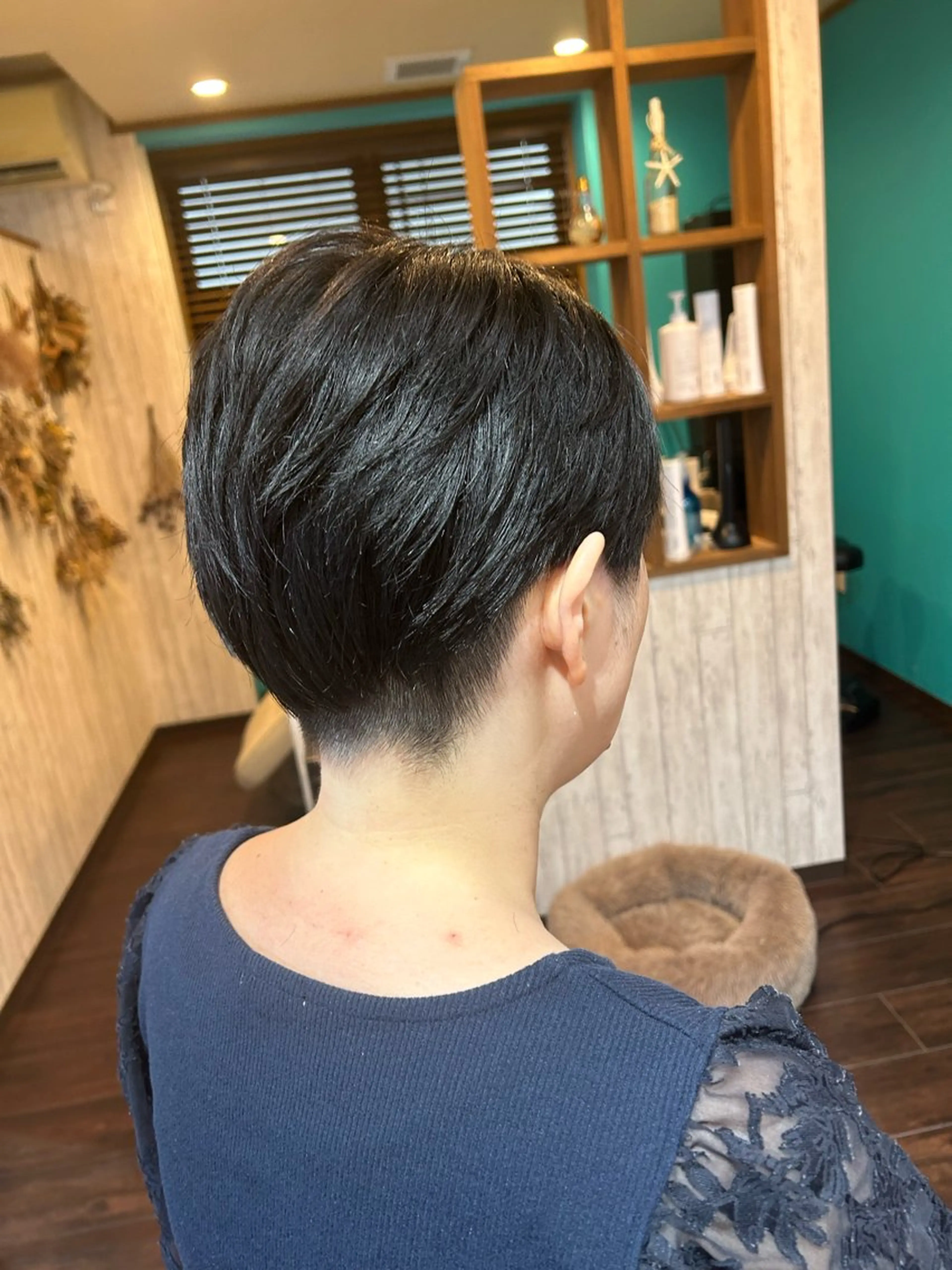 ショート カット 早坂 さくらのヘアスタイル