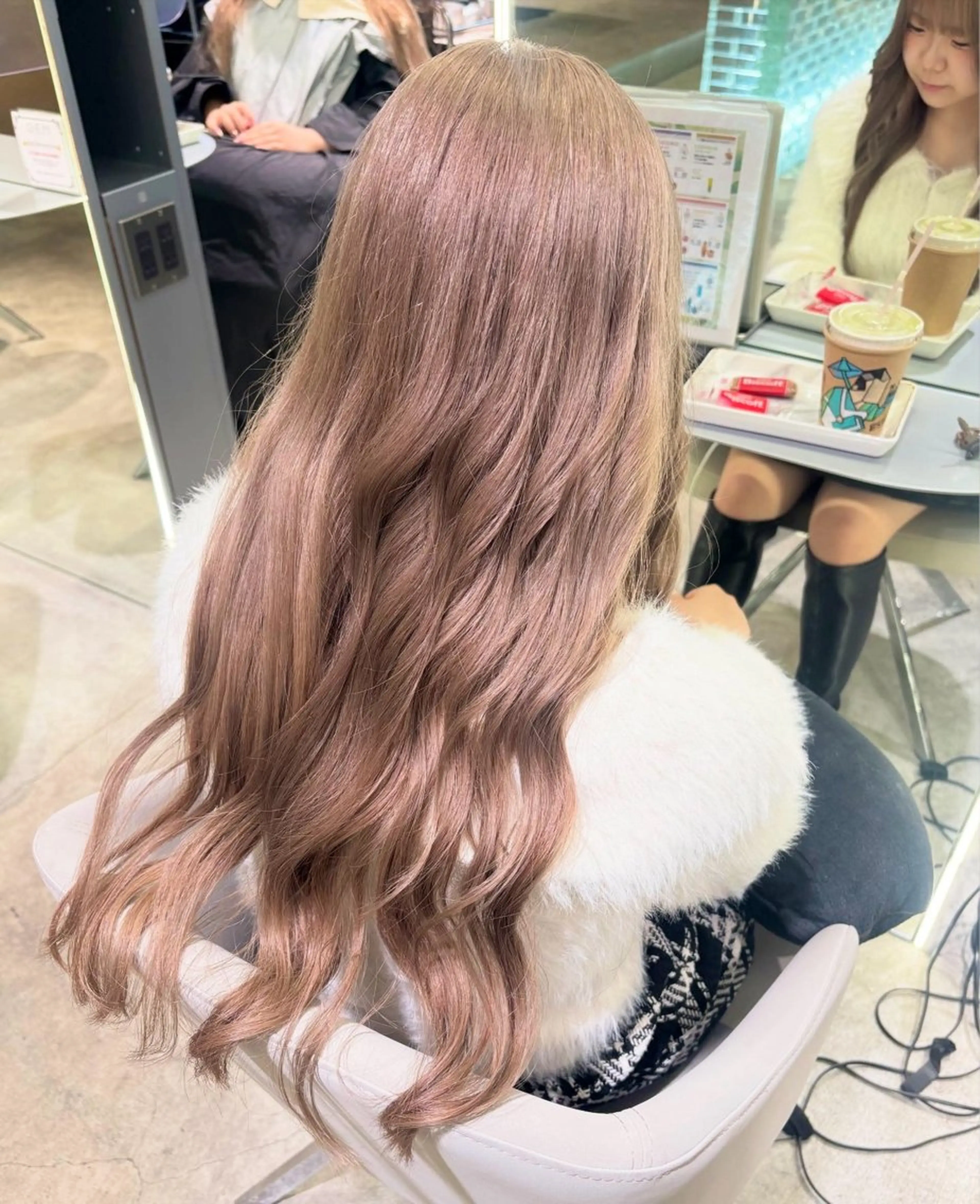 カラー ヘアカラー Harune/うる艶 ハイトーンのヘアスタイル