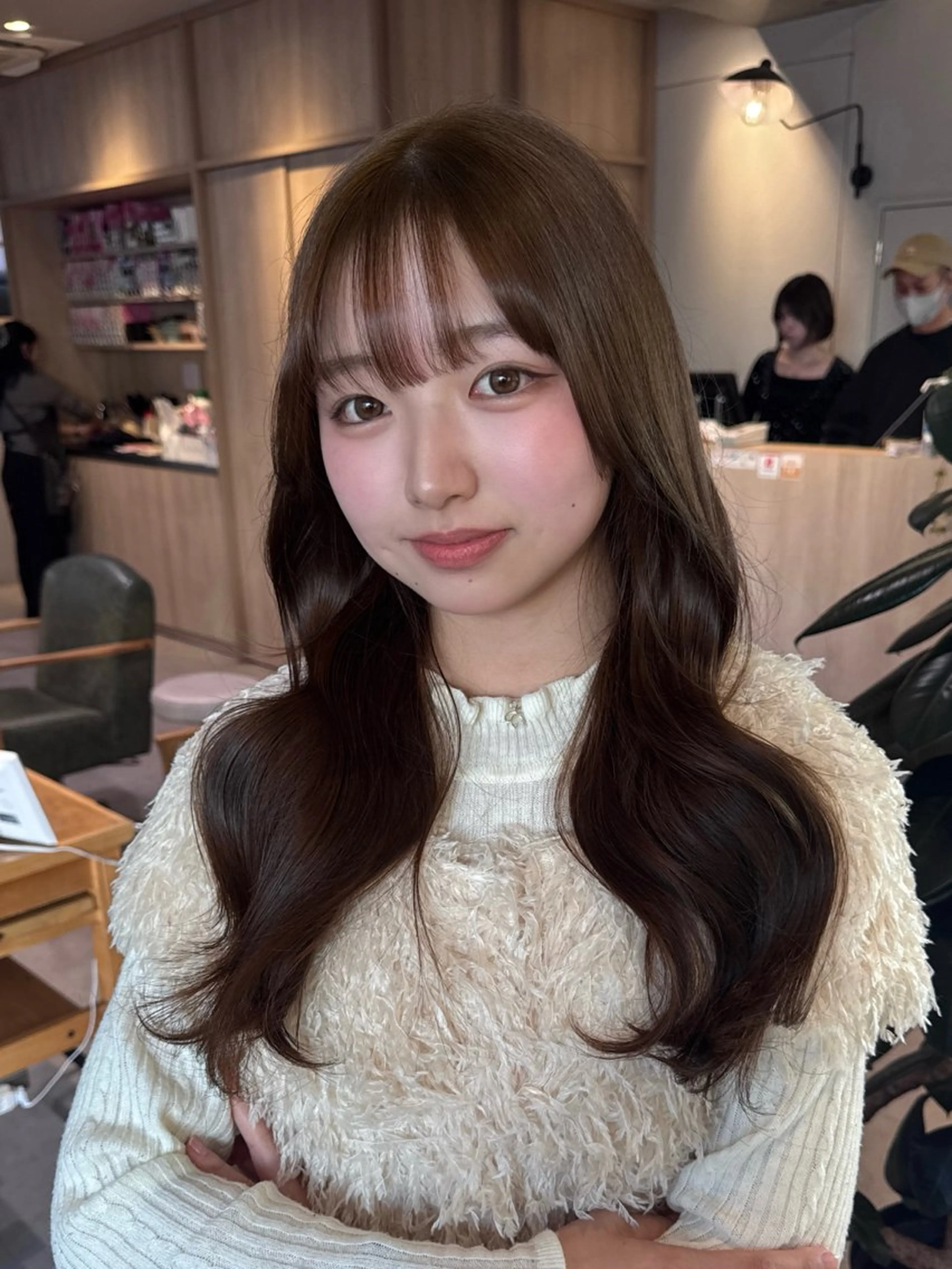 ロング カラー ベージュカラー ダブルカラー オリーブベージュ ヘアカラー 韓国スタイル /一那のヘアスタイル