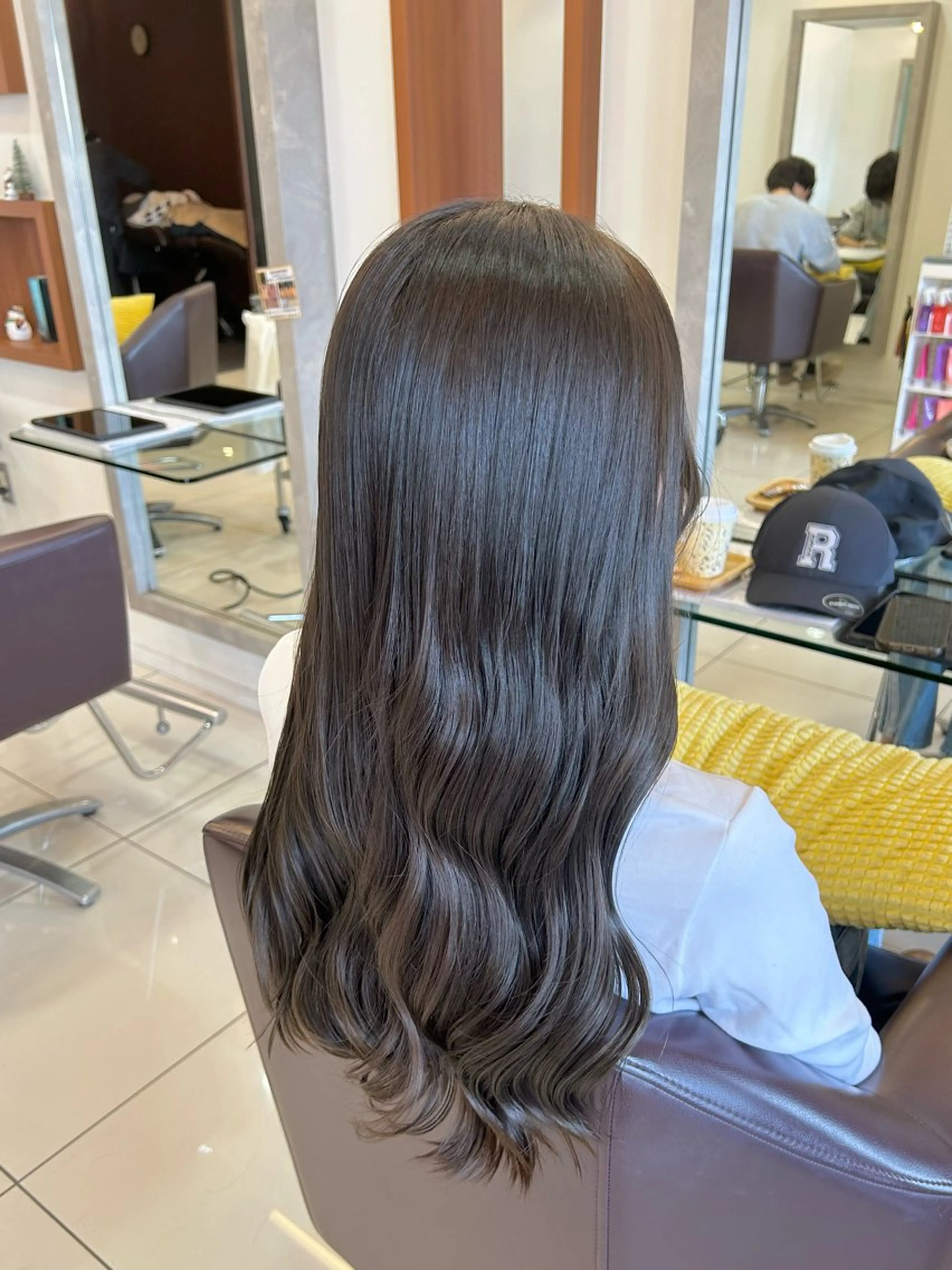 ロング ヘアカラー トップスタイリスト 林すずかのヘアスタイル