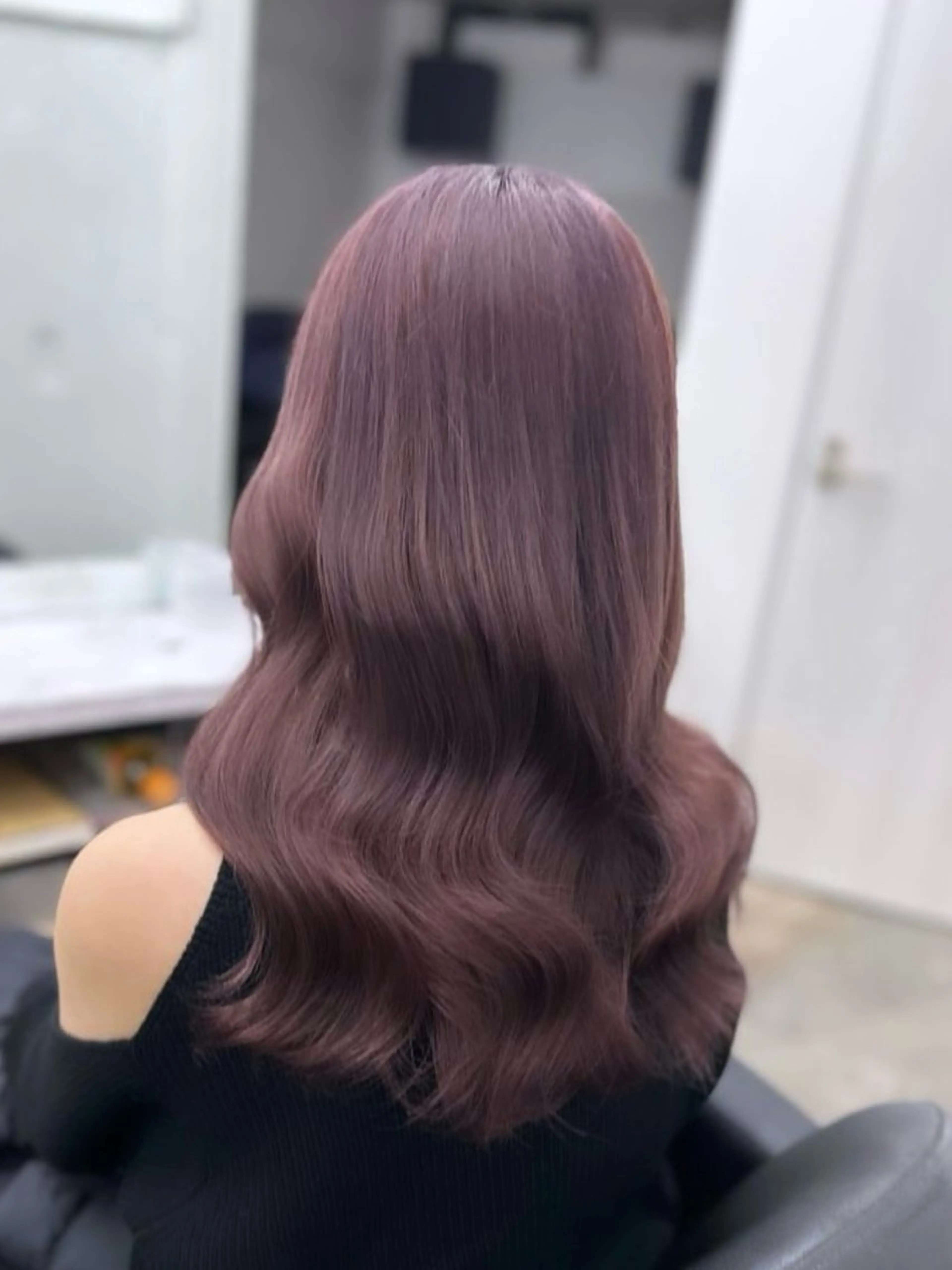 ロング カラー ブリーチ ピンクカラー ピンクパープル パープルカラー 🦋美髪ハイトーン/ レイヤー🦋るくものヘアスタイル