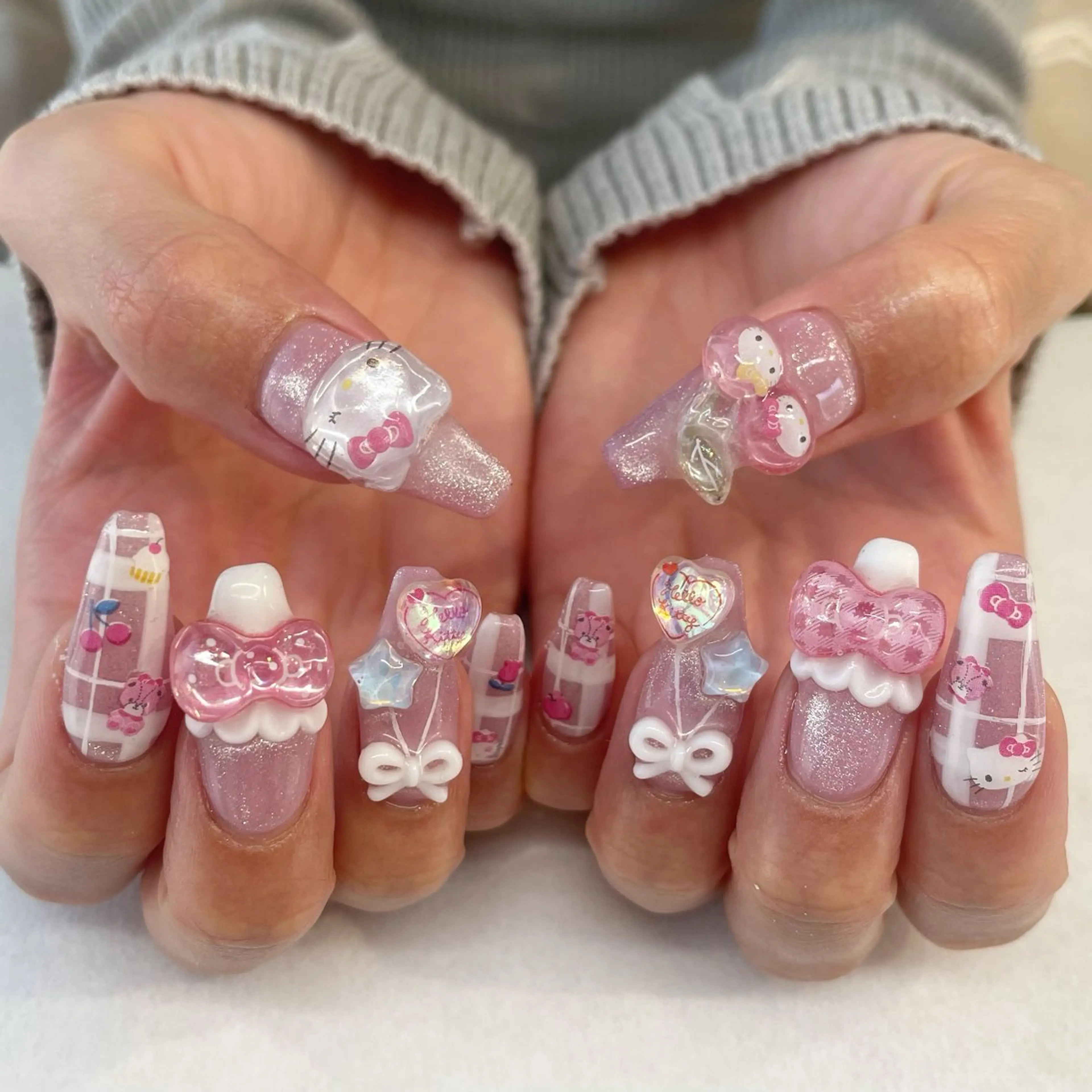 ネイル 持ち込み ハンドネイル 💎🐰 saki. m 🐰💎のネイルデザイン