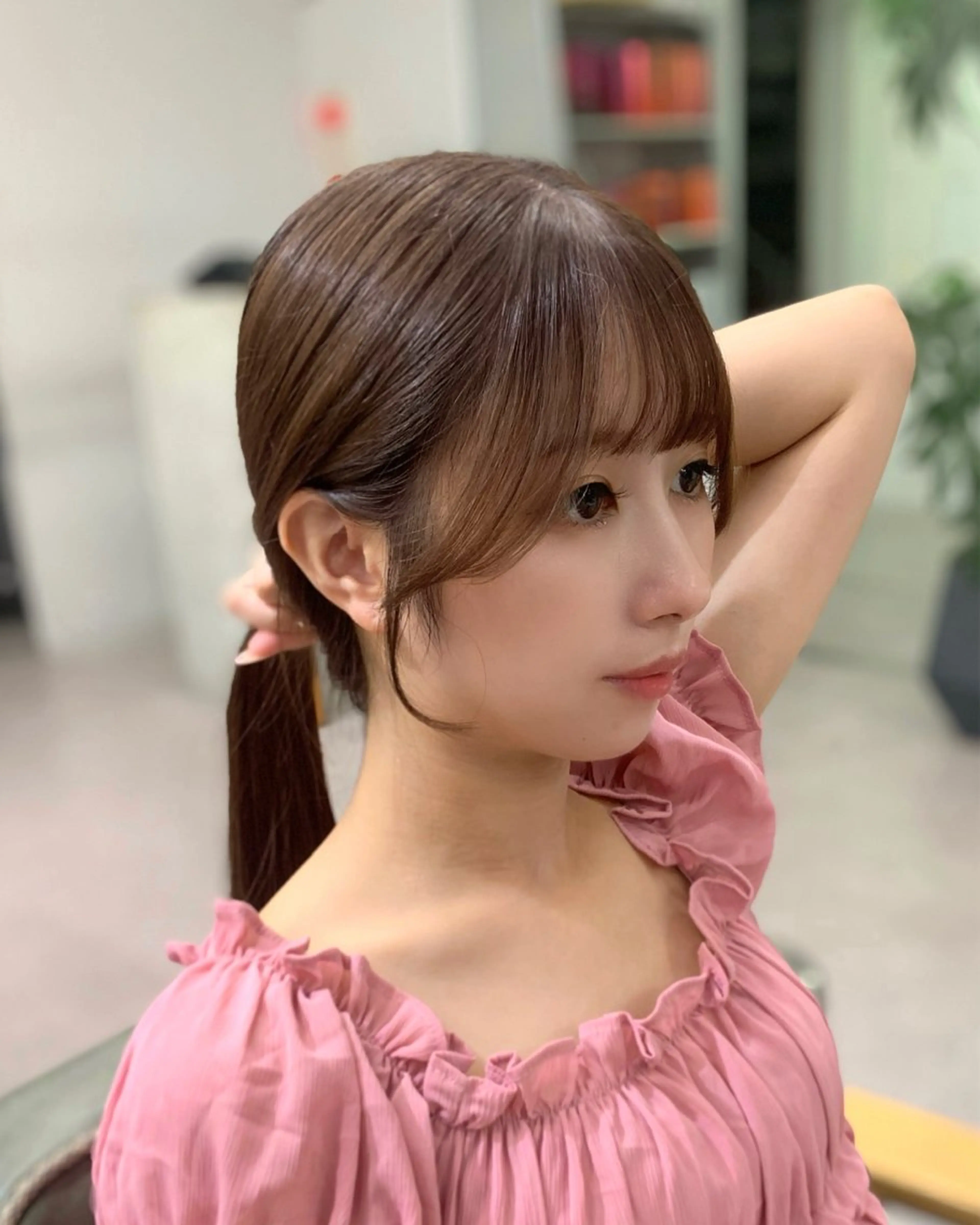 ロング カット ヘアカラー shes茶屋町アリサ 🎀顔周り×韓国風のヘアスタイル