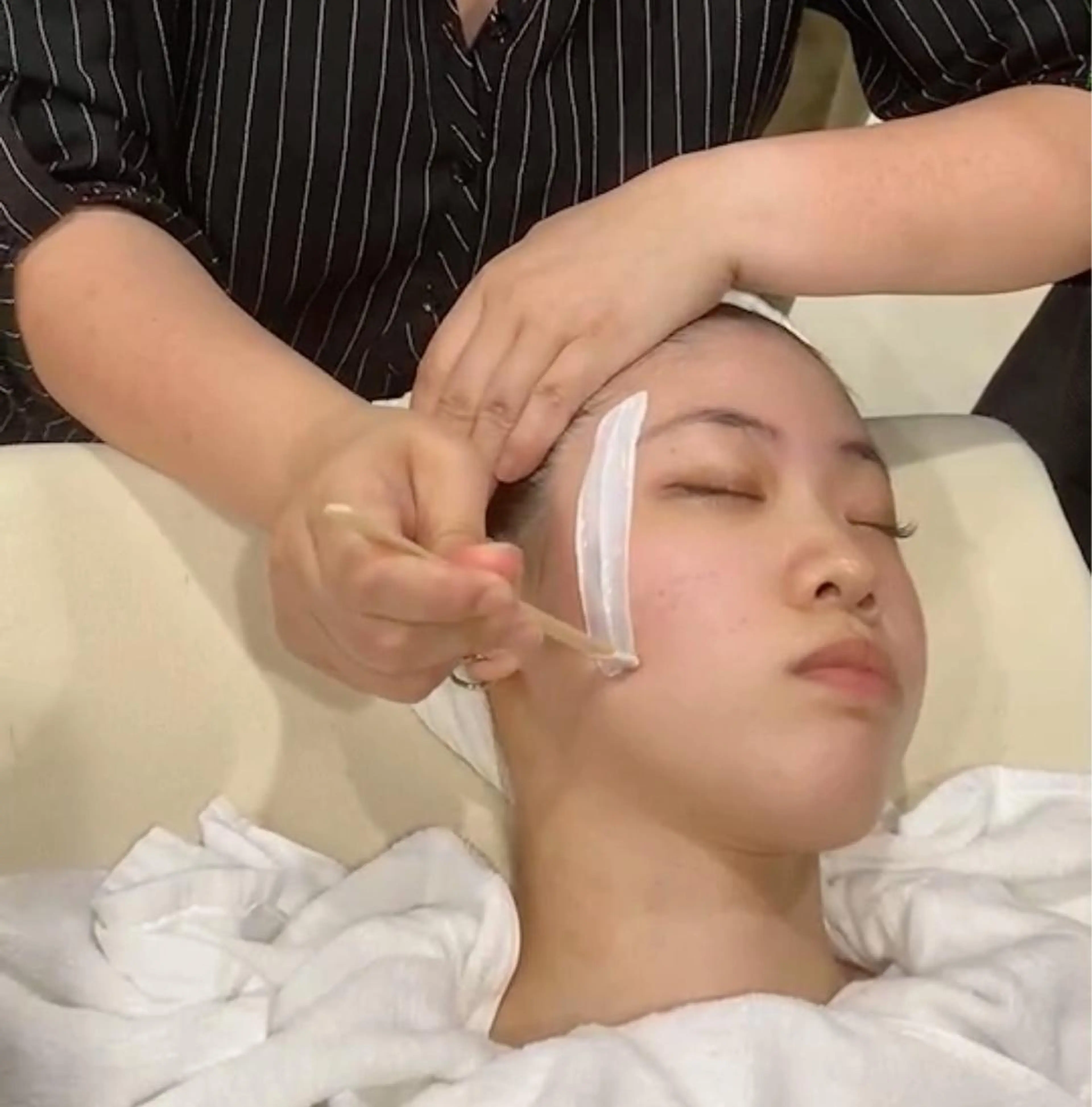 アイサロンラソ 県病院前店の眉毛・アイブロウイメージ