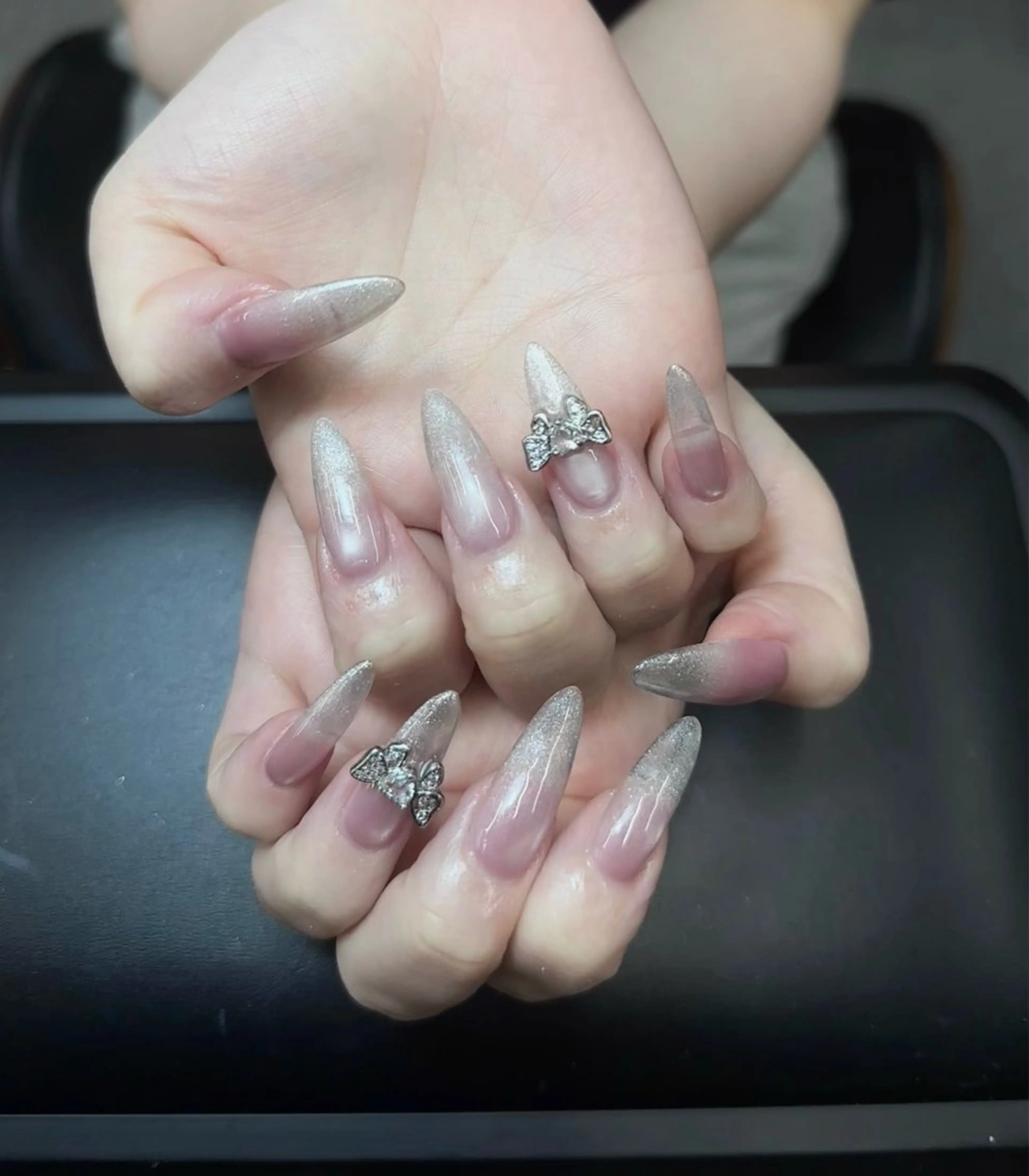 ネイル ハンドネイル Iconic所属・Iconic Nailのネイルデザイン