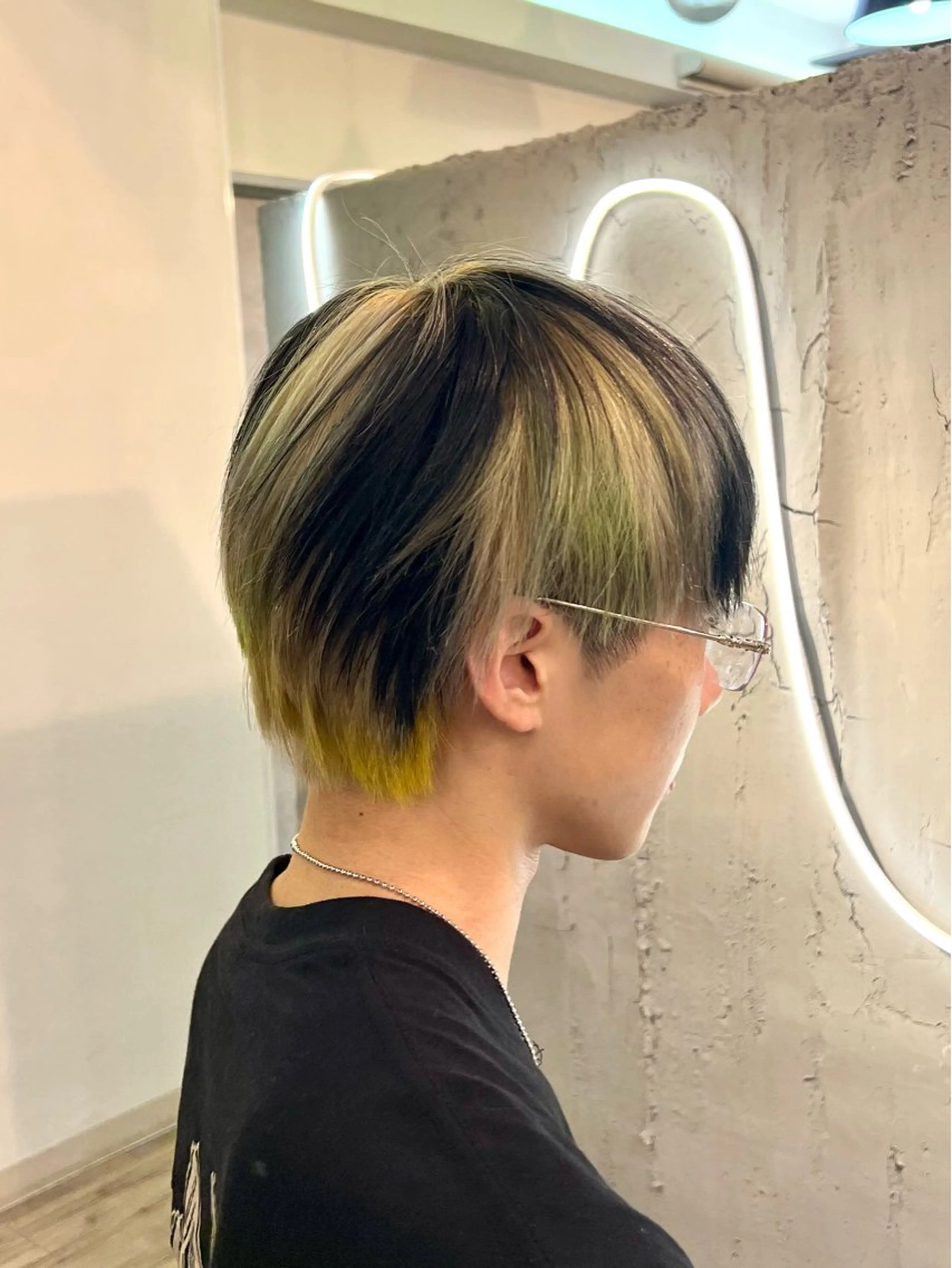 カラー メンズ デザインカラー カット ヘアカラー トリートメント 似合わせカット💙 いぐち しょうた💙のヘアスタイル