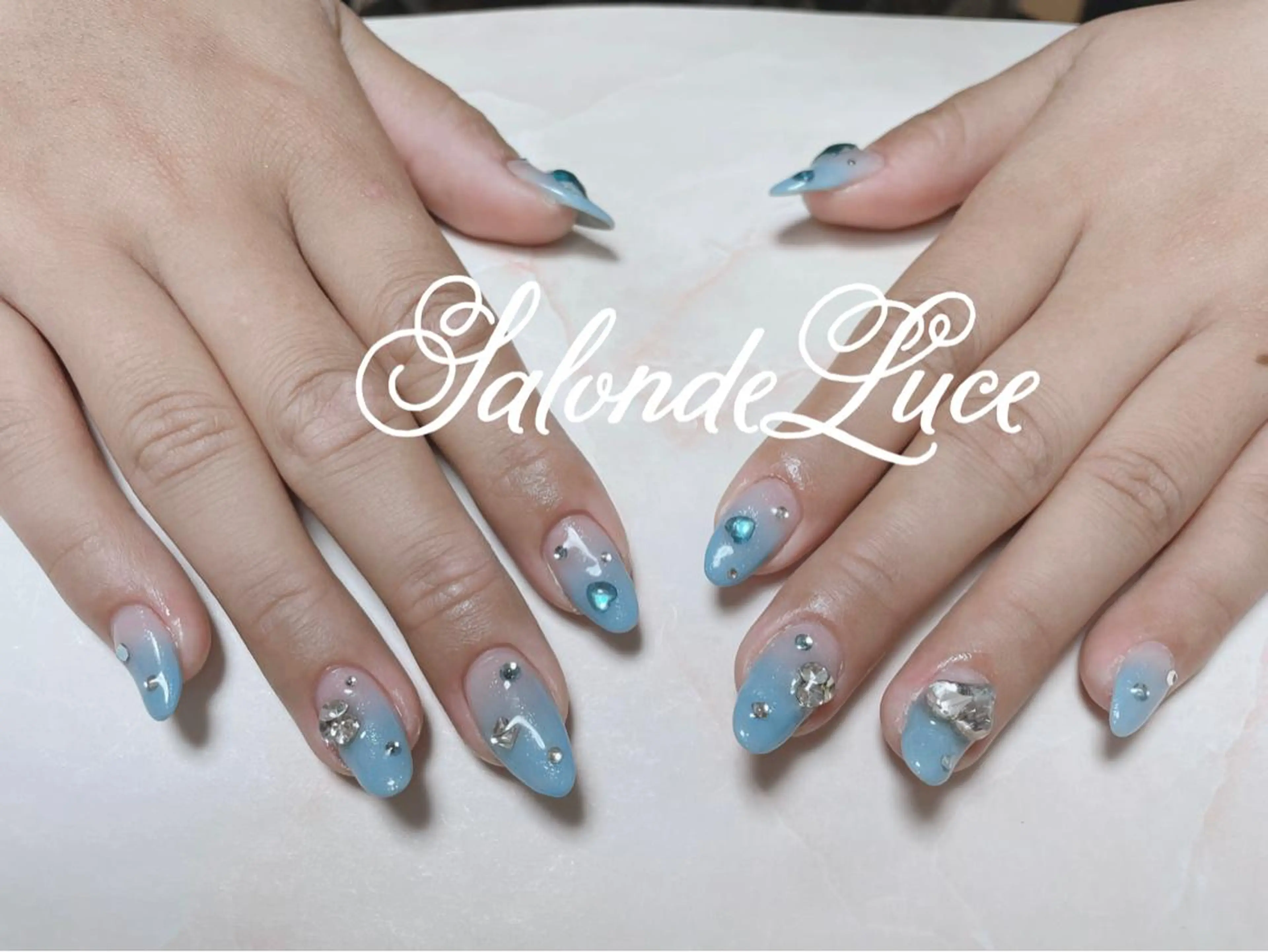 ネイル グラデーション ハンドネイル Salon de Luceのネイルデザイン