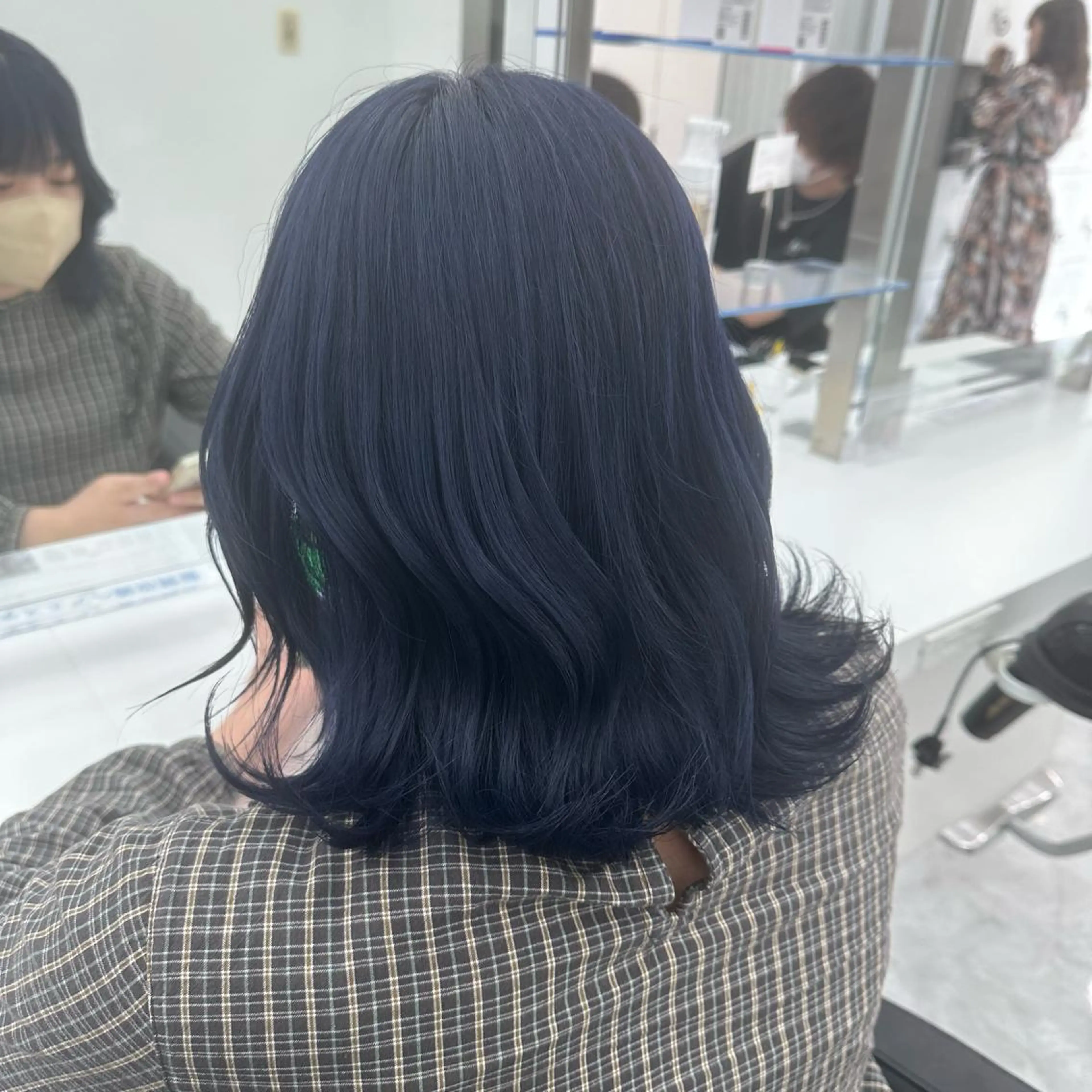 ミディアム カラー ヘアカラー トリートメント ケアブリーチ 韓国レイヤーKYONのヘアスタイル