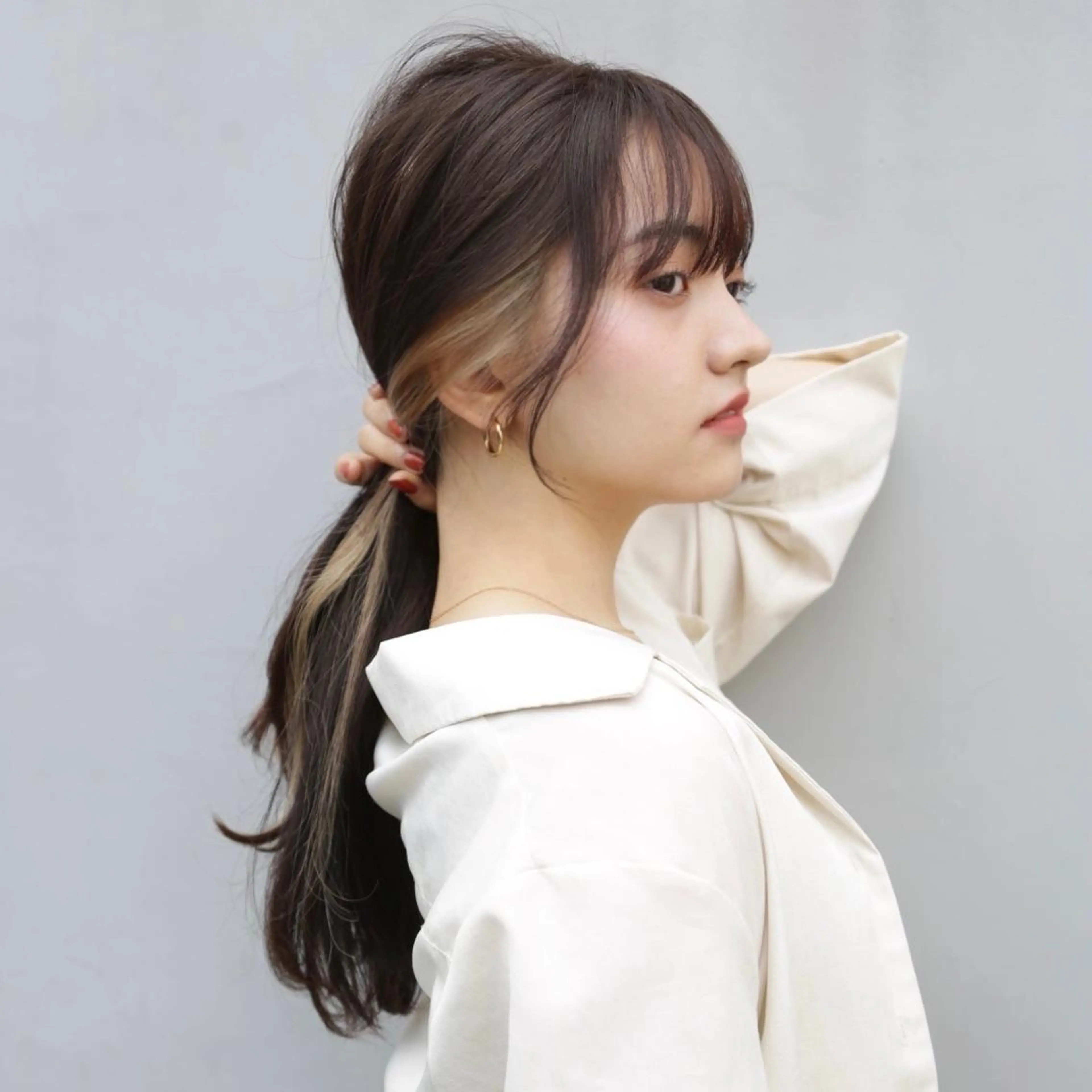 セミロング カラー ベージュカラー インナーカラー 顔まわりレイヤー レイヤーカット ナガミネアリサ/ 学芸大学/海外ヘアのヘアスタイル